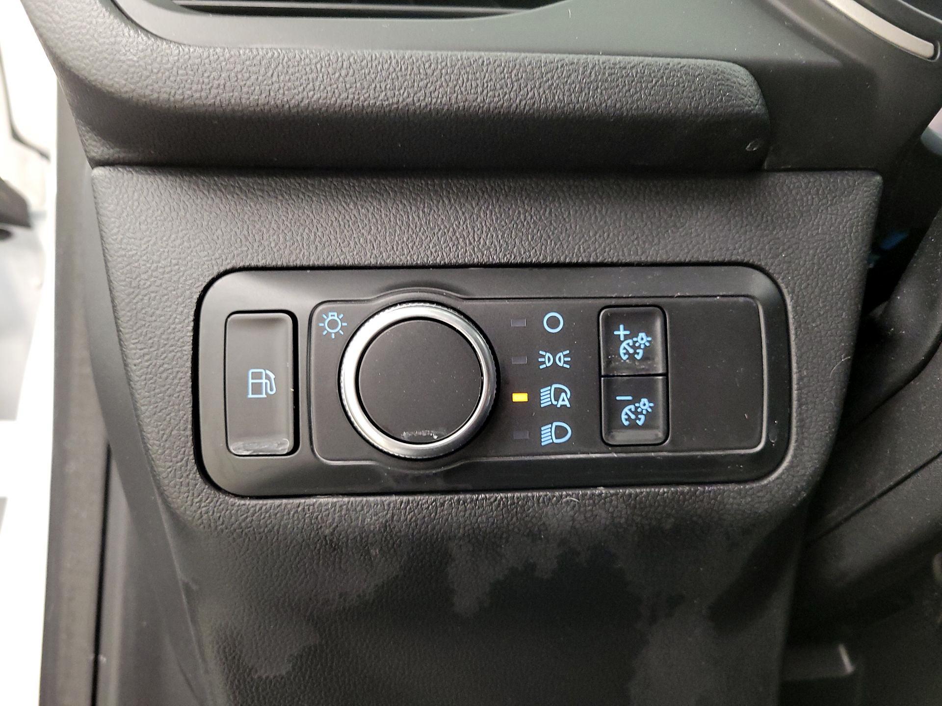 Thumbnail: 2021 Ford Escape - 13