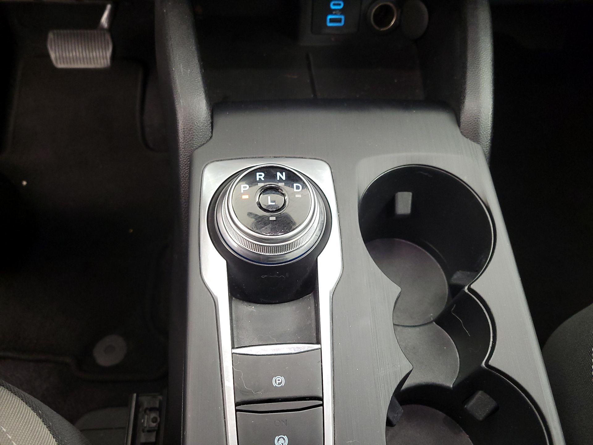 Thumbnail: 2021 Ford Escape - 17