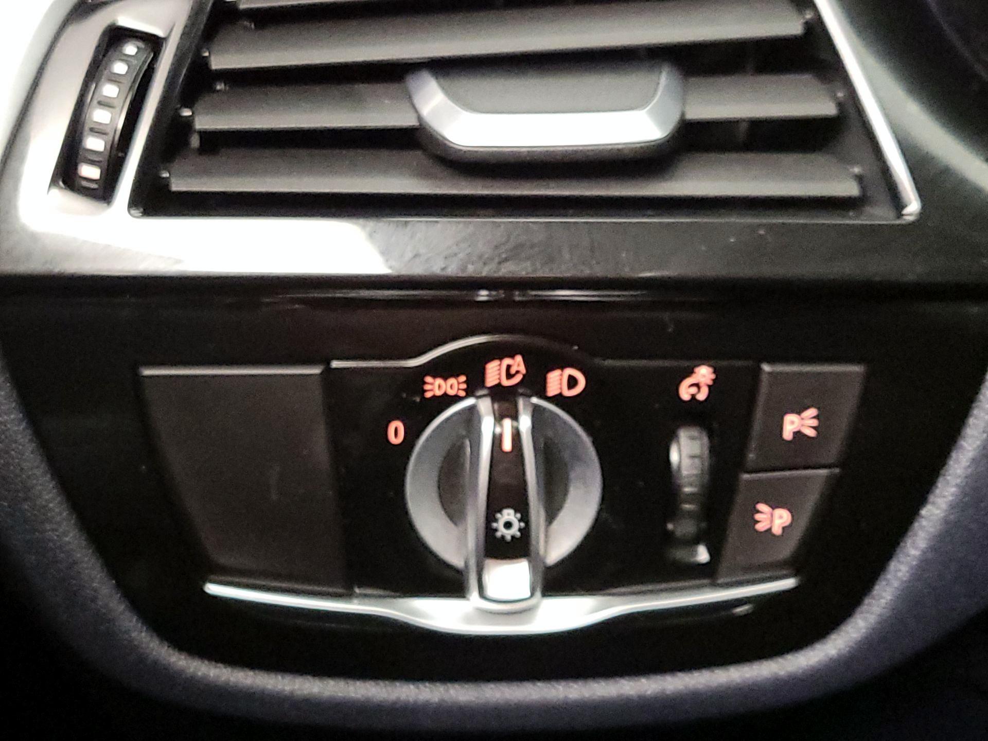 Thumbnail: 2020 BMW 5 Series - 13