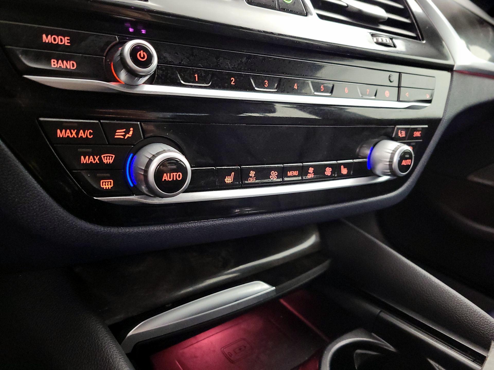 Thumbnail: 2020 BMW 5 Series - 17