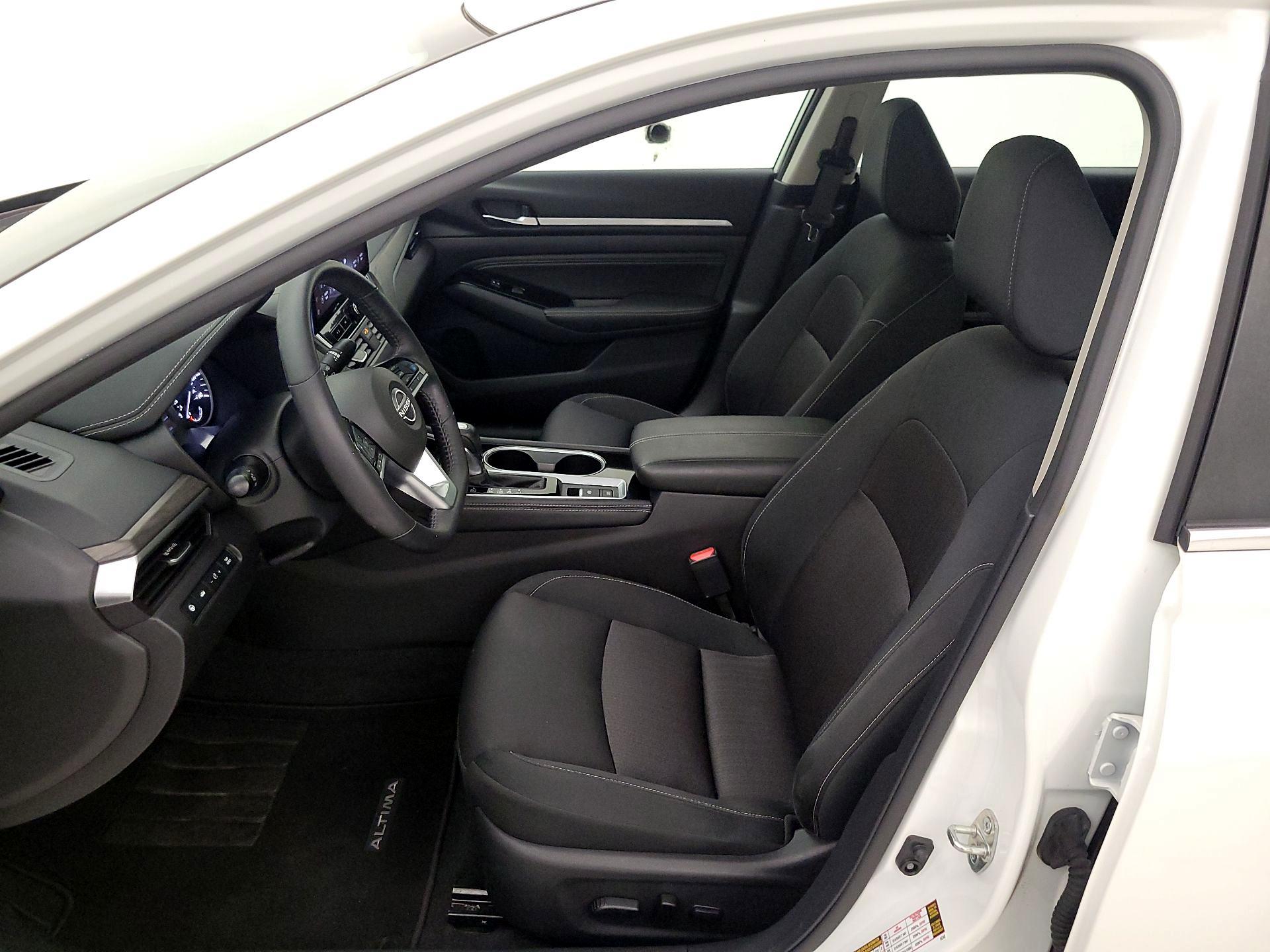 Thumbnail: 2023 Nissan Altima - 11