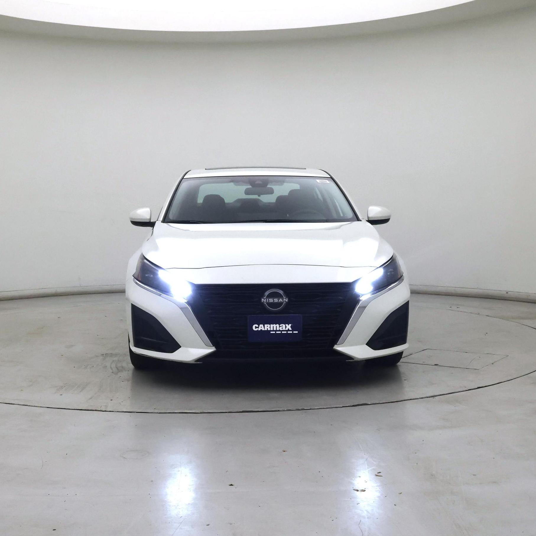 Thumbnail: 2023 Nissan Altima - 5