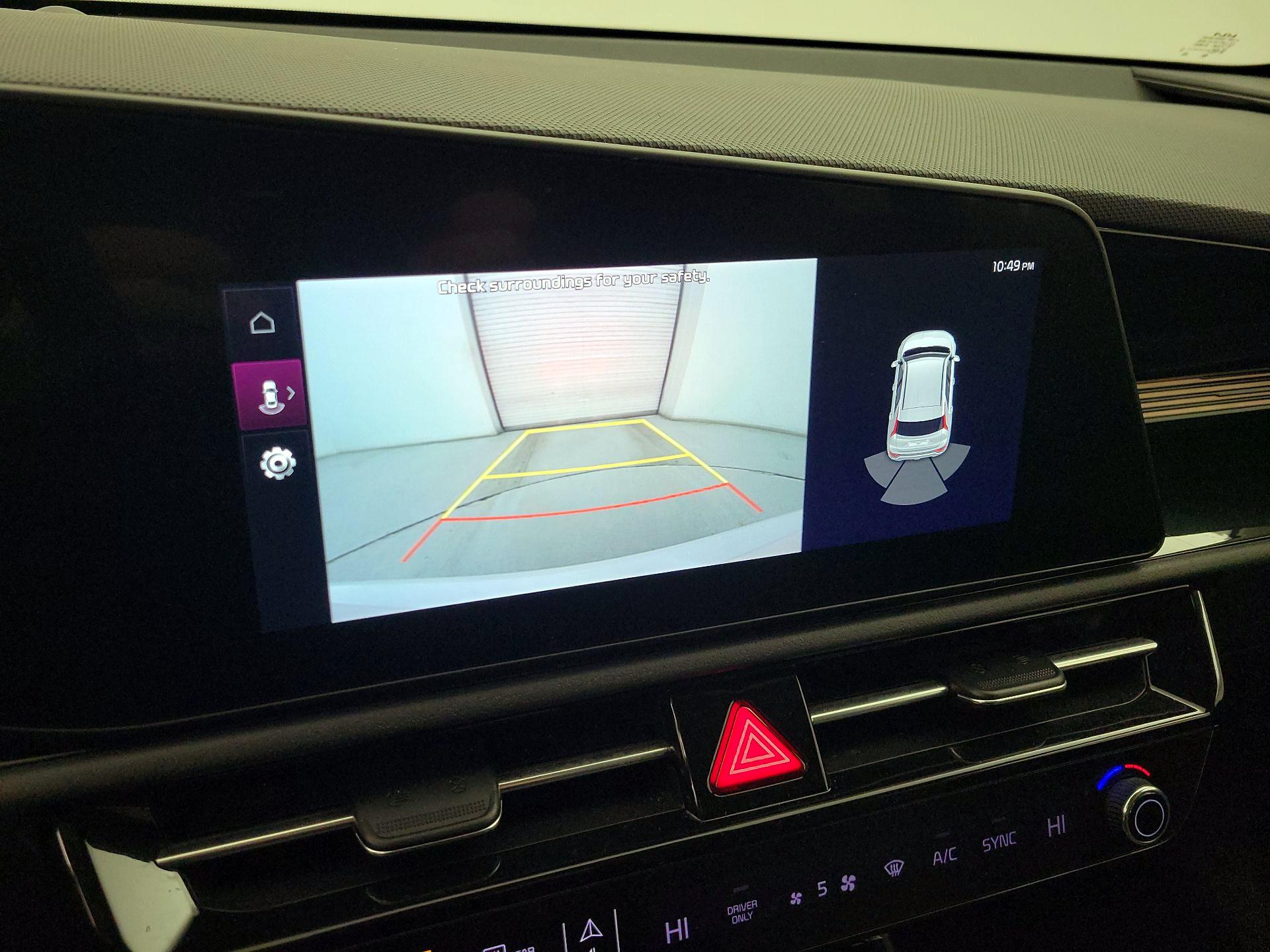 Thumbnail: 2023 Kia Niro - 15