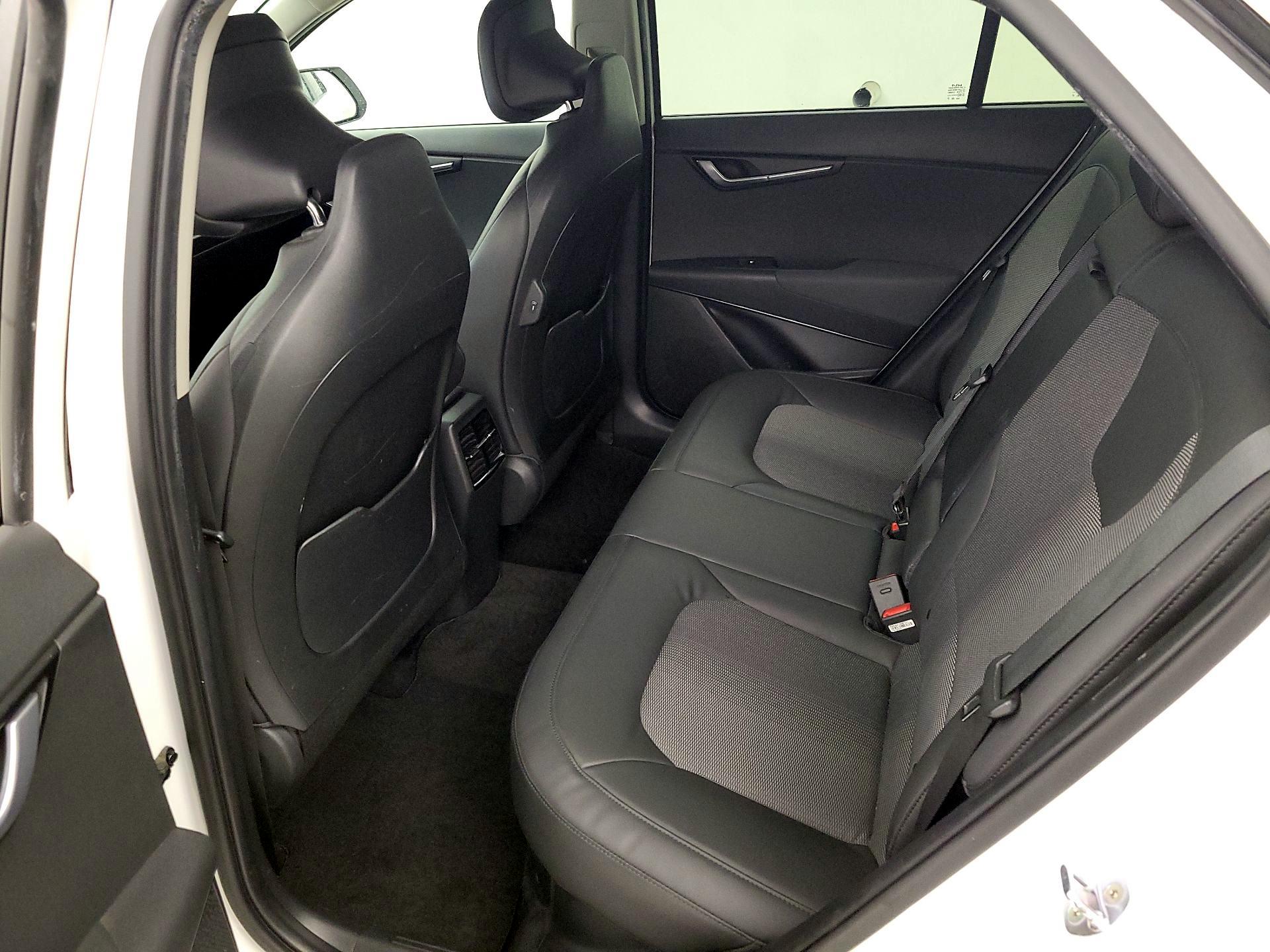 Thumbnail: 2023 Kia Niro - 20