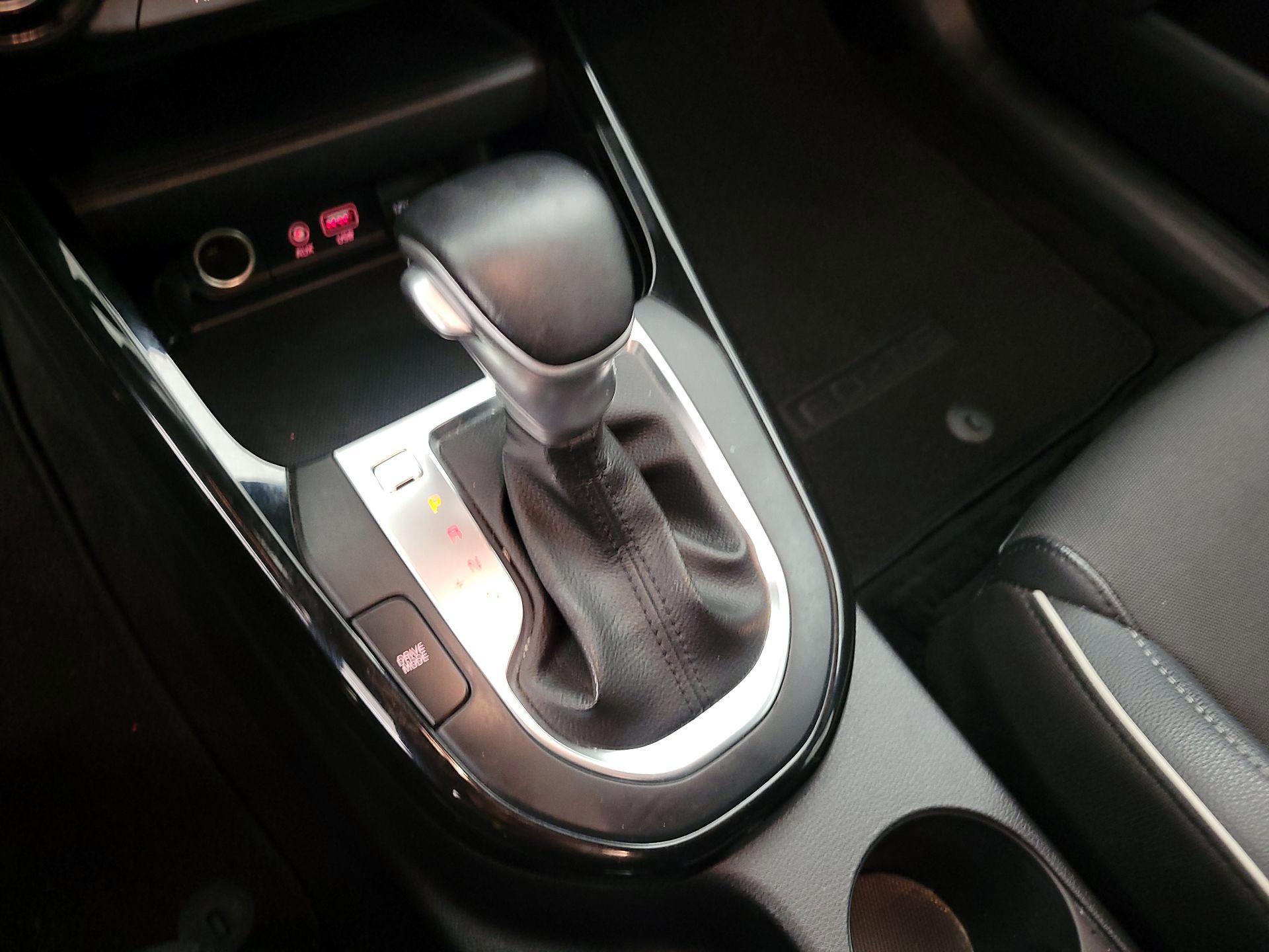 Thumbnail: 2021 Kia Forte - 17