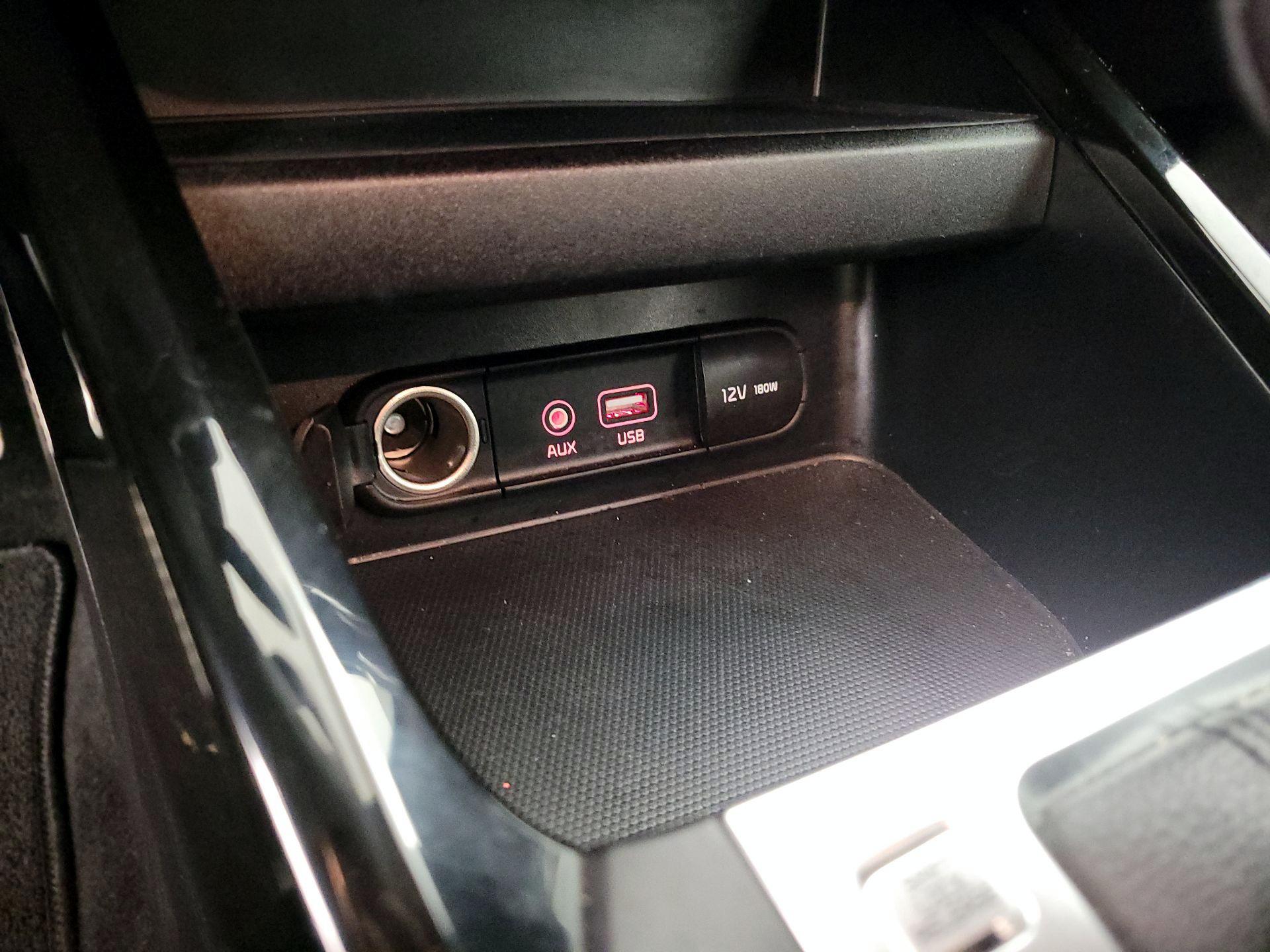 Thumbnail: 2021 Kia Forte - 18