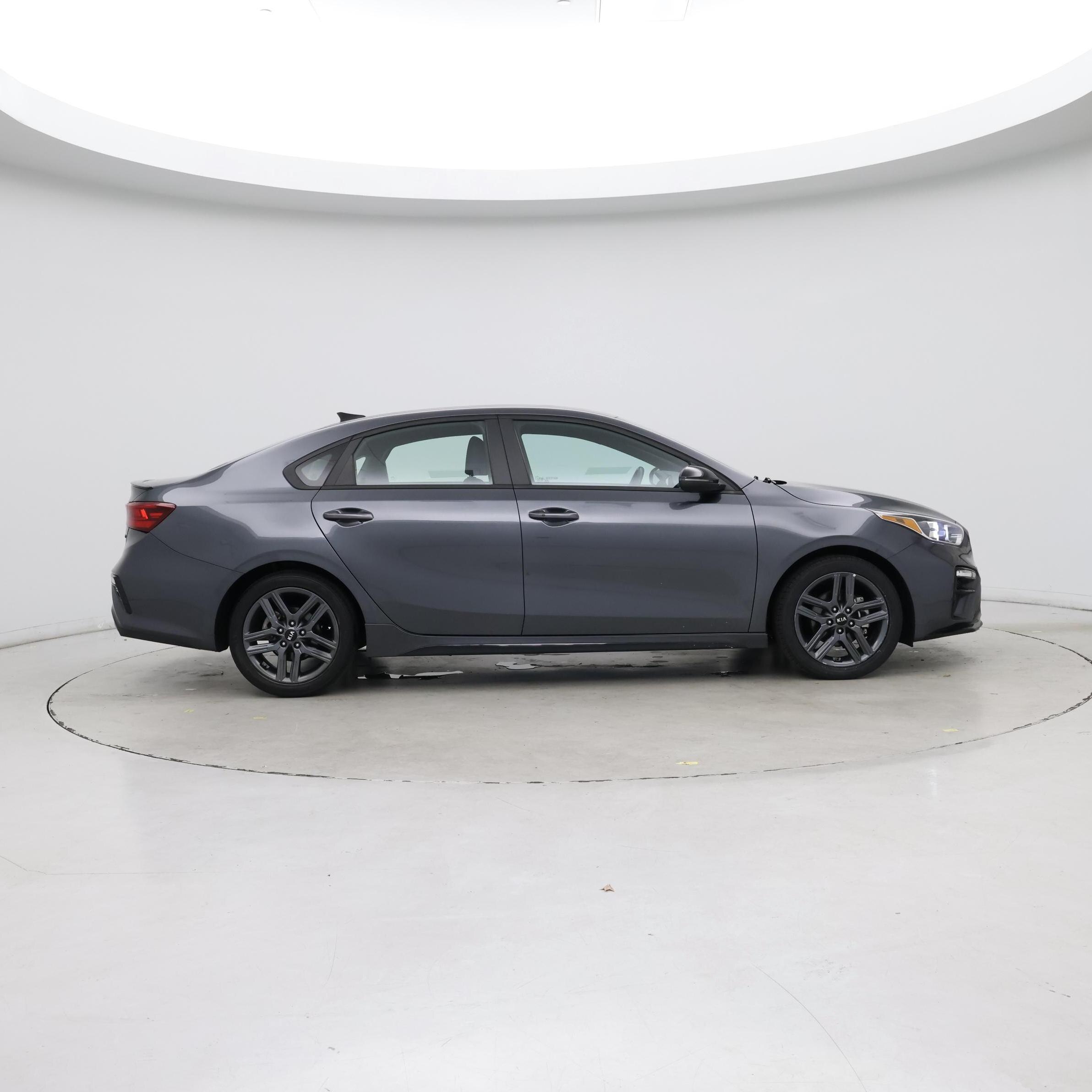 Thumbnail: 2021 Kia Forte - 7