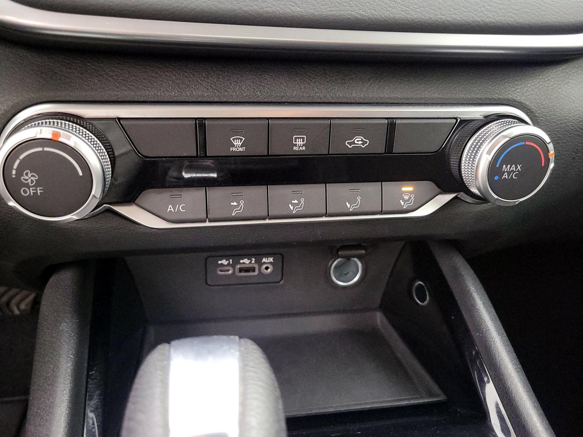 Thumbnail: 2021 Nissan Altima - 16