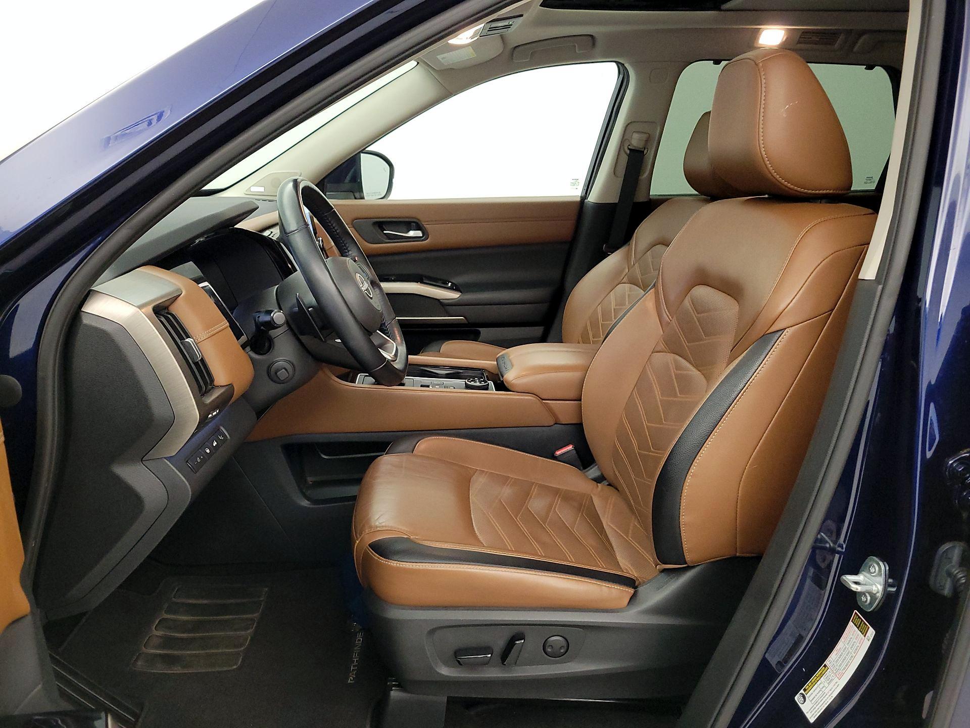 Thumbnail: 2023 Nissan Pathfinder - 11