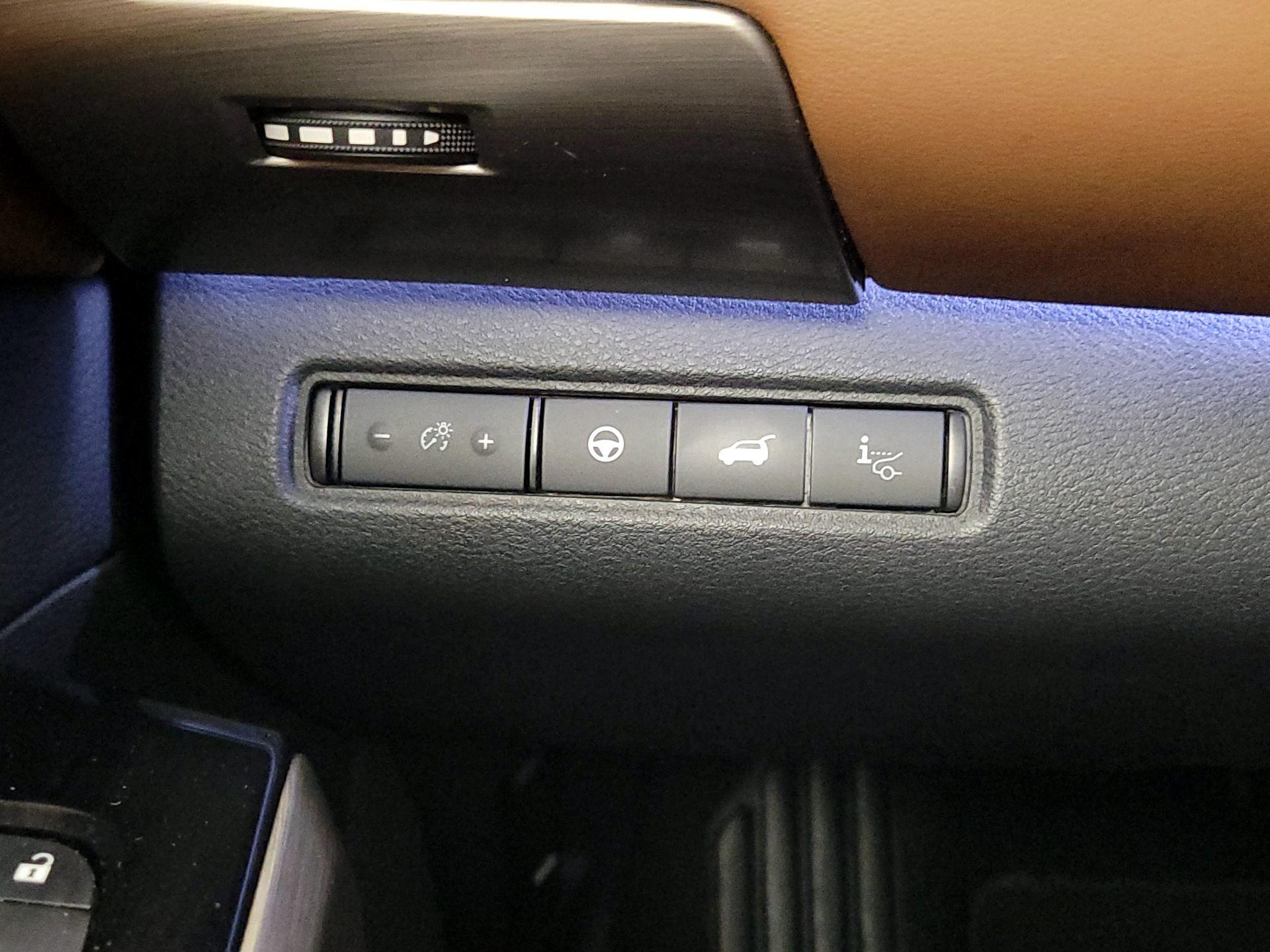 Thumbnail: 2023 Nissan Pathfinder - 13