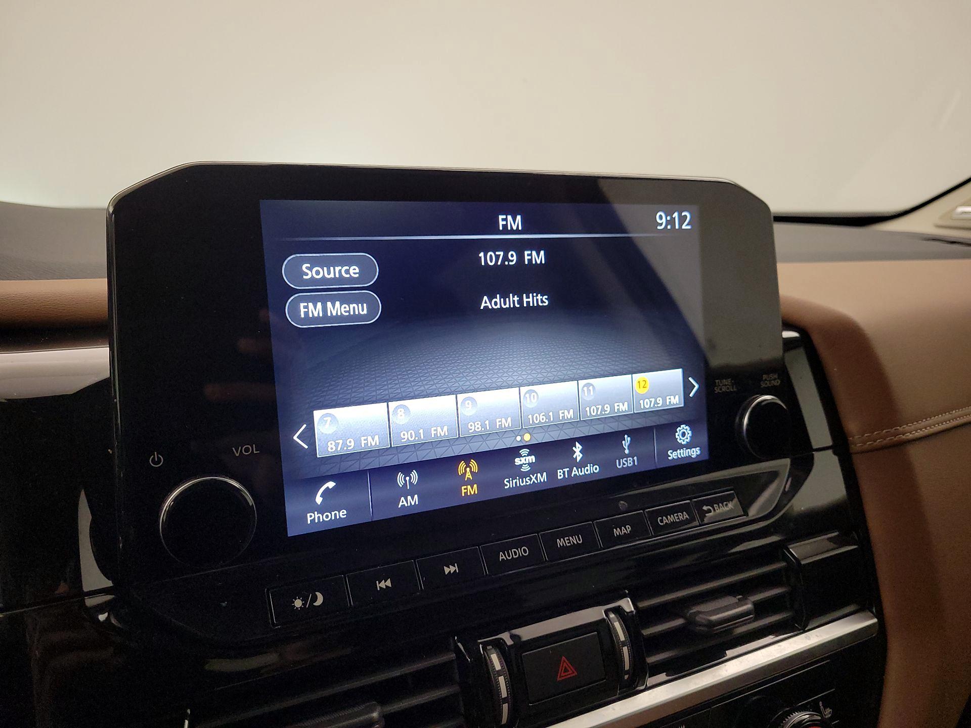 Thumbnail: 2023 Nissan Pathfinder - 16