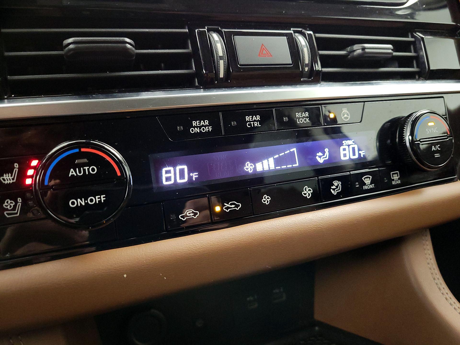 Thumbnail: 2023 Nissan Pathfinder - 17