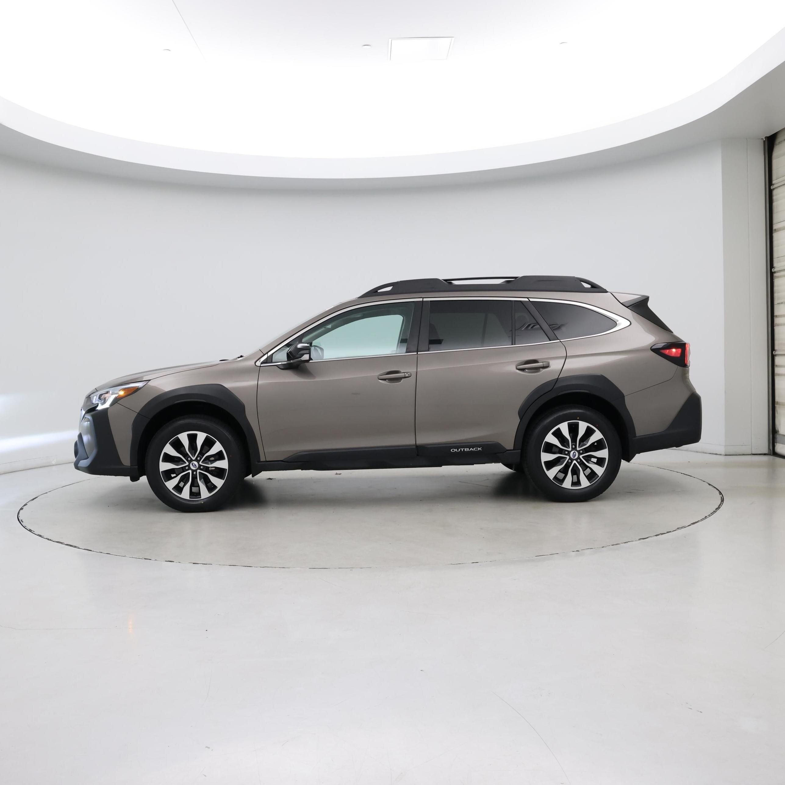 Thumbnail: 2023 Subaru Outback - 3