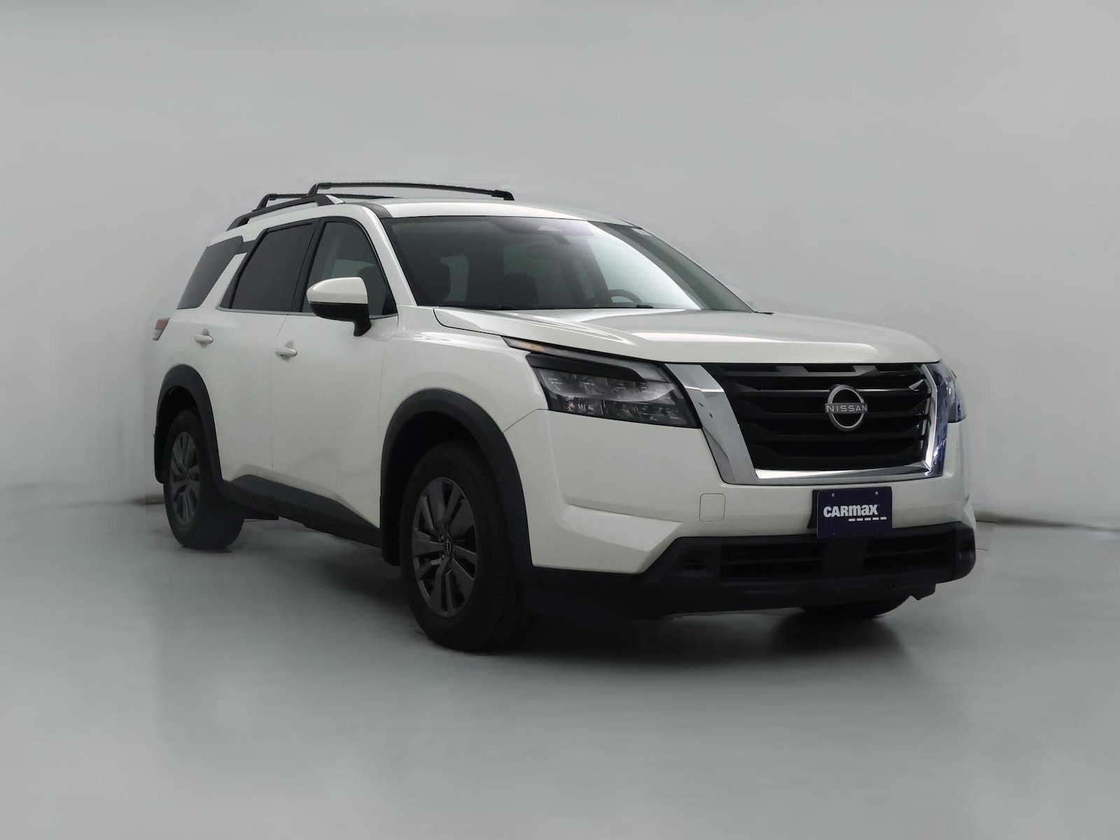 2023 Nissan Pathfinder SV