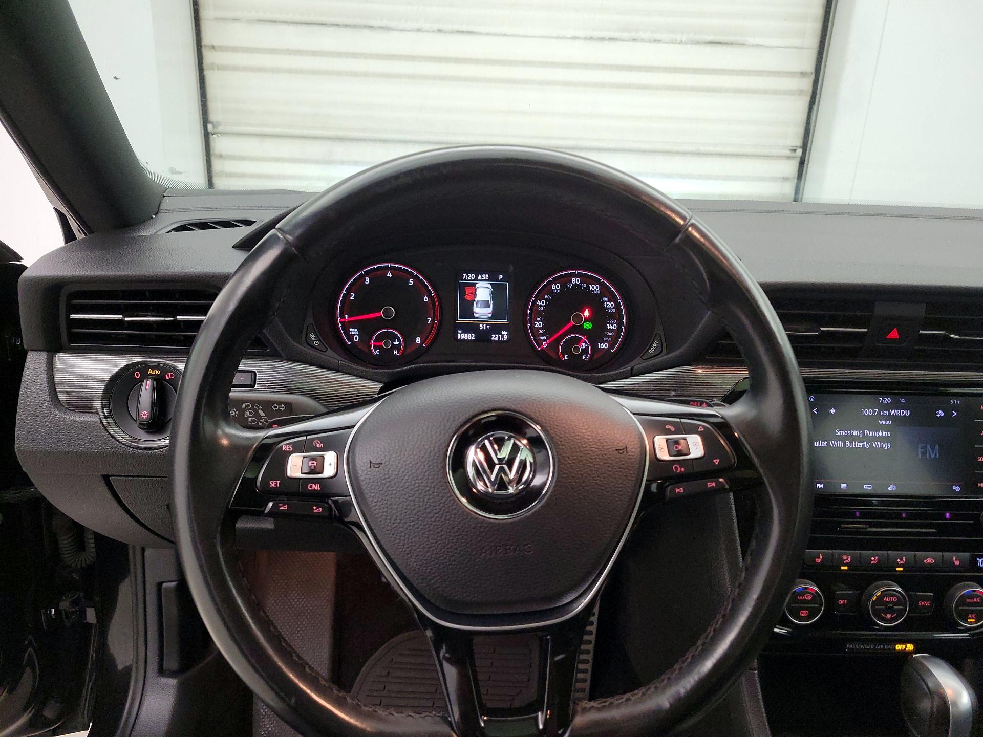 Thumbnail: 2021 Volkswagen Passat - 10