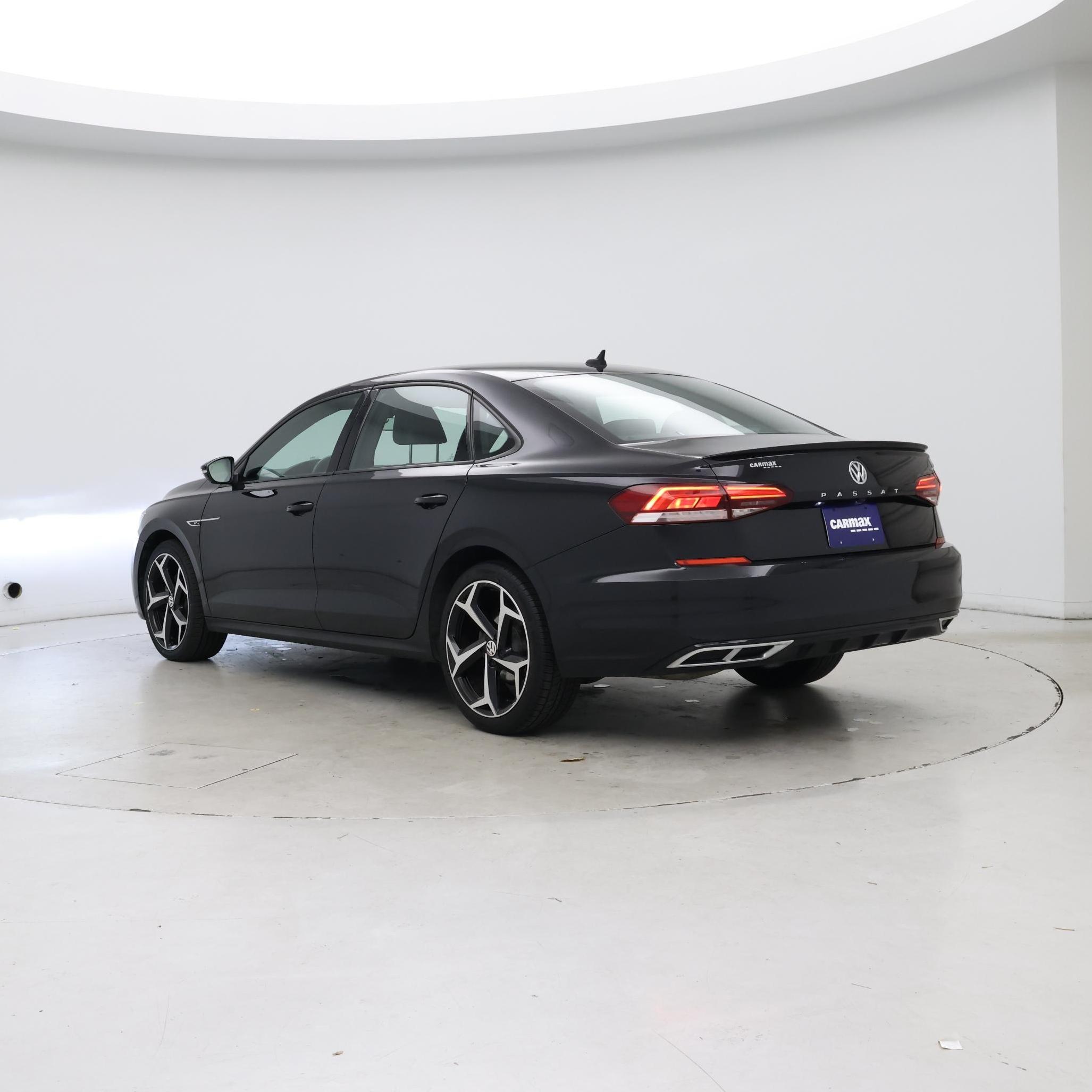 Thumbnail: 2021 Volkswagen Passat - 2