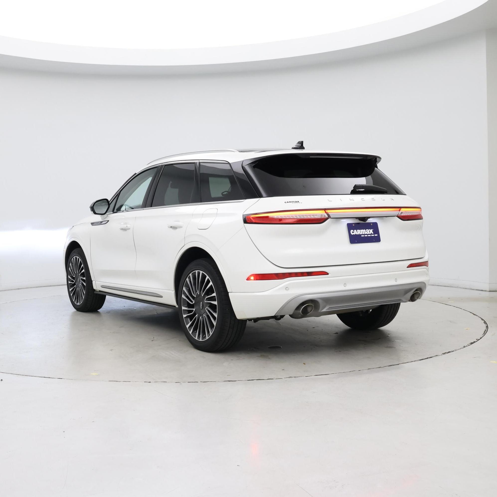 Thumbnail: 2021 Lincoln Corsair - 2