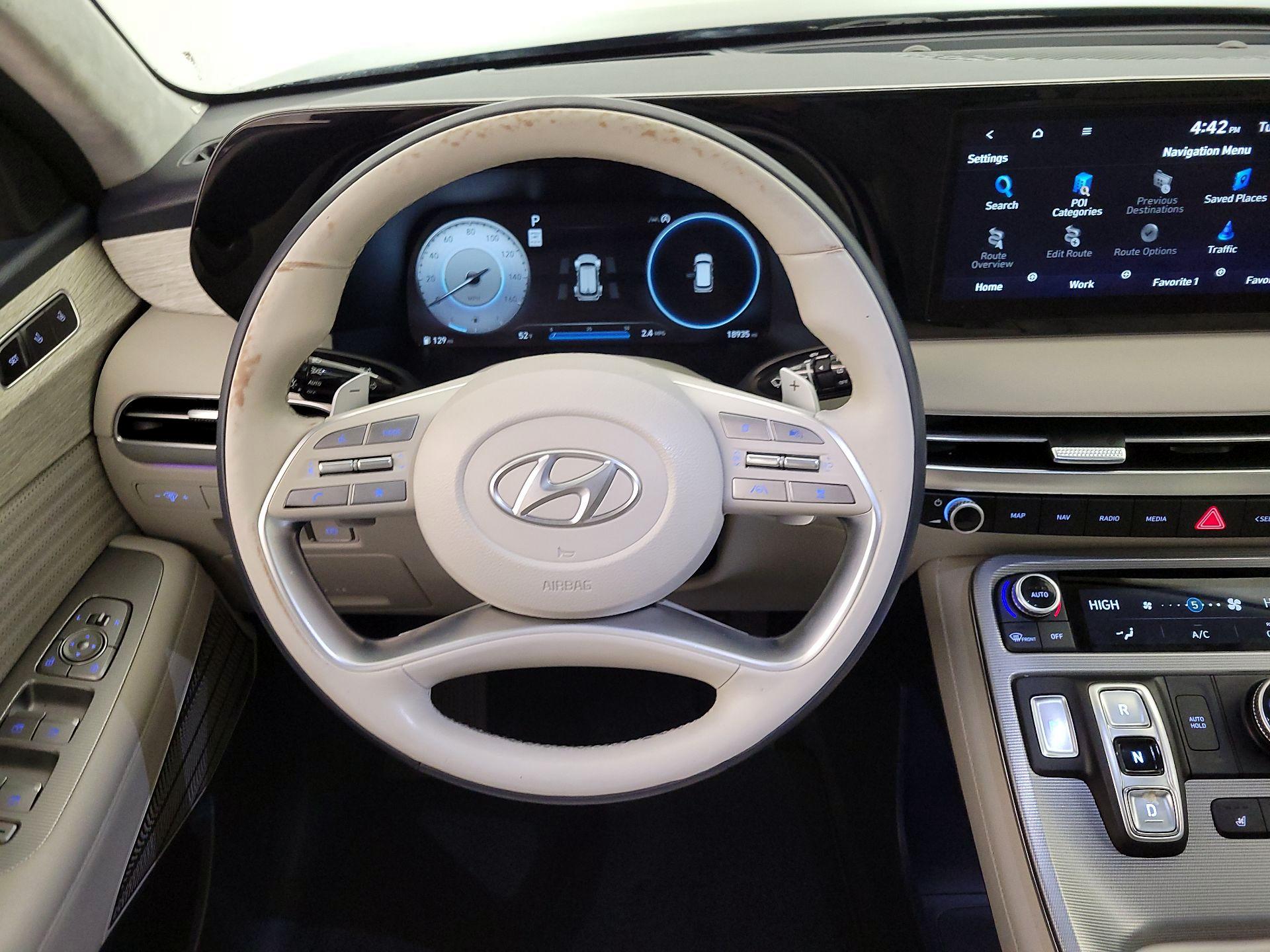 Thumbnail: 2023 Hyundai Palisade - 10