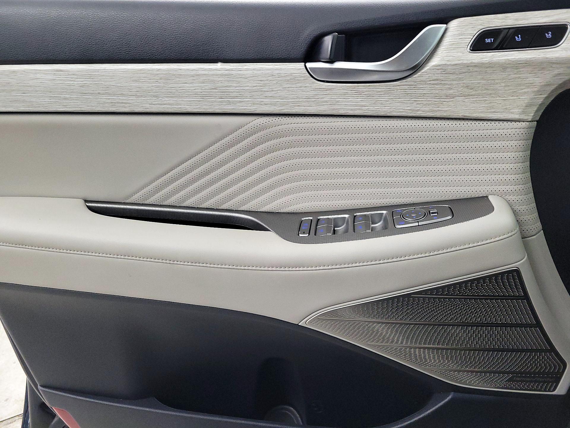 Thumbnail: 2023 Hyundai Palisade - 12