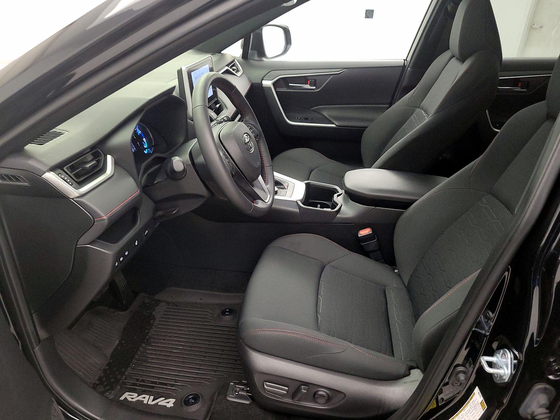 Thumbnail: 2023 Toyota RAV4 - 11
