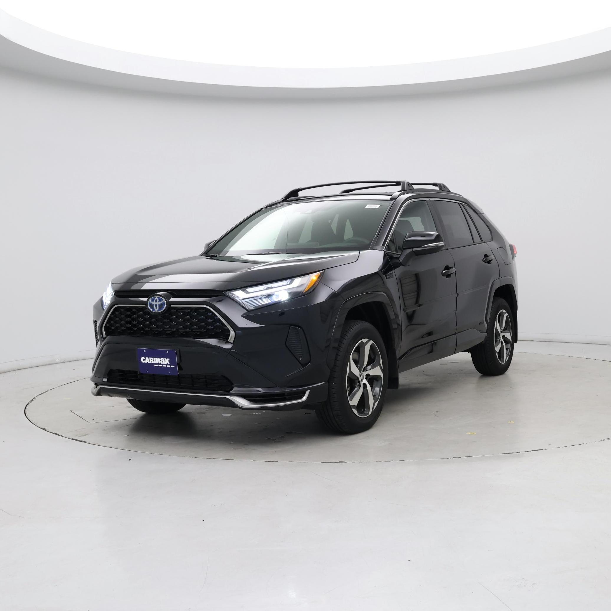 Thumbnail: 2023 Toyota RAV4 - 4