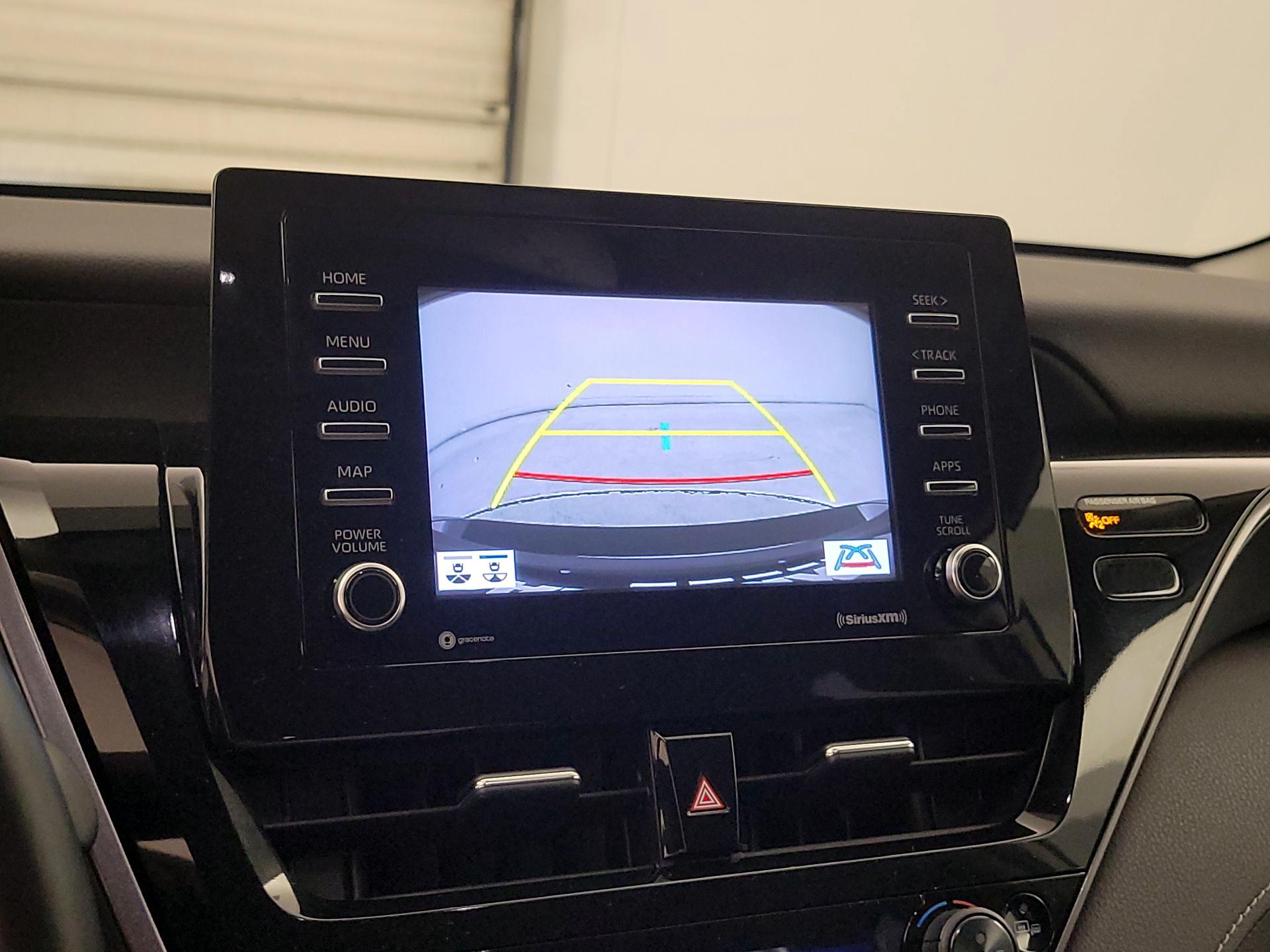 Thumbnail: 2022 Toyota Camry - 14