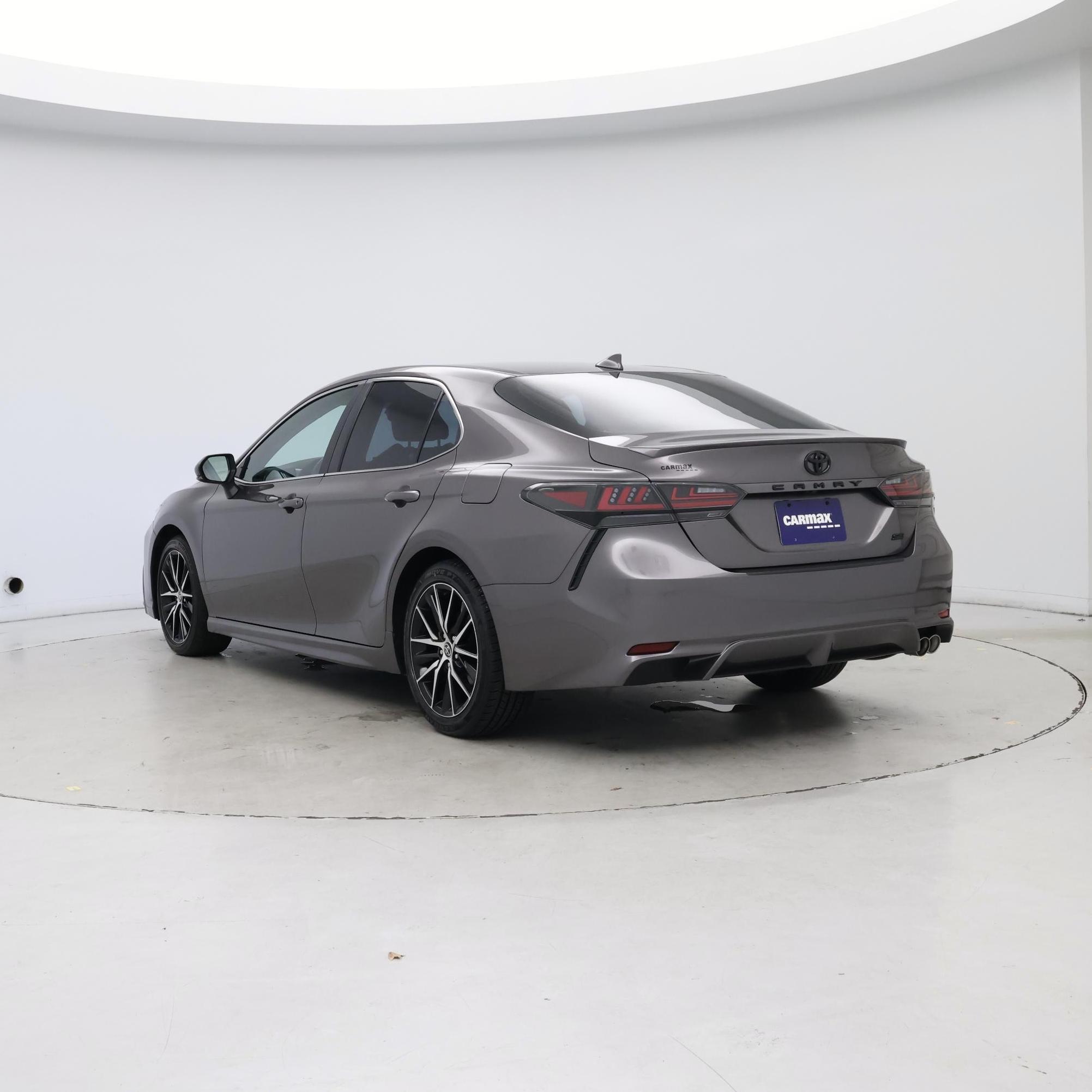 Thumbnail: 2022 Toyota Camry - 2