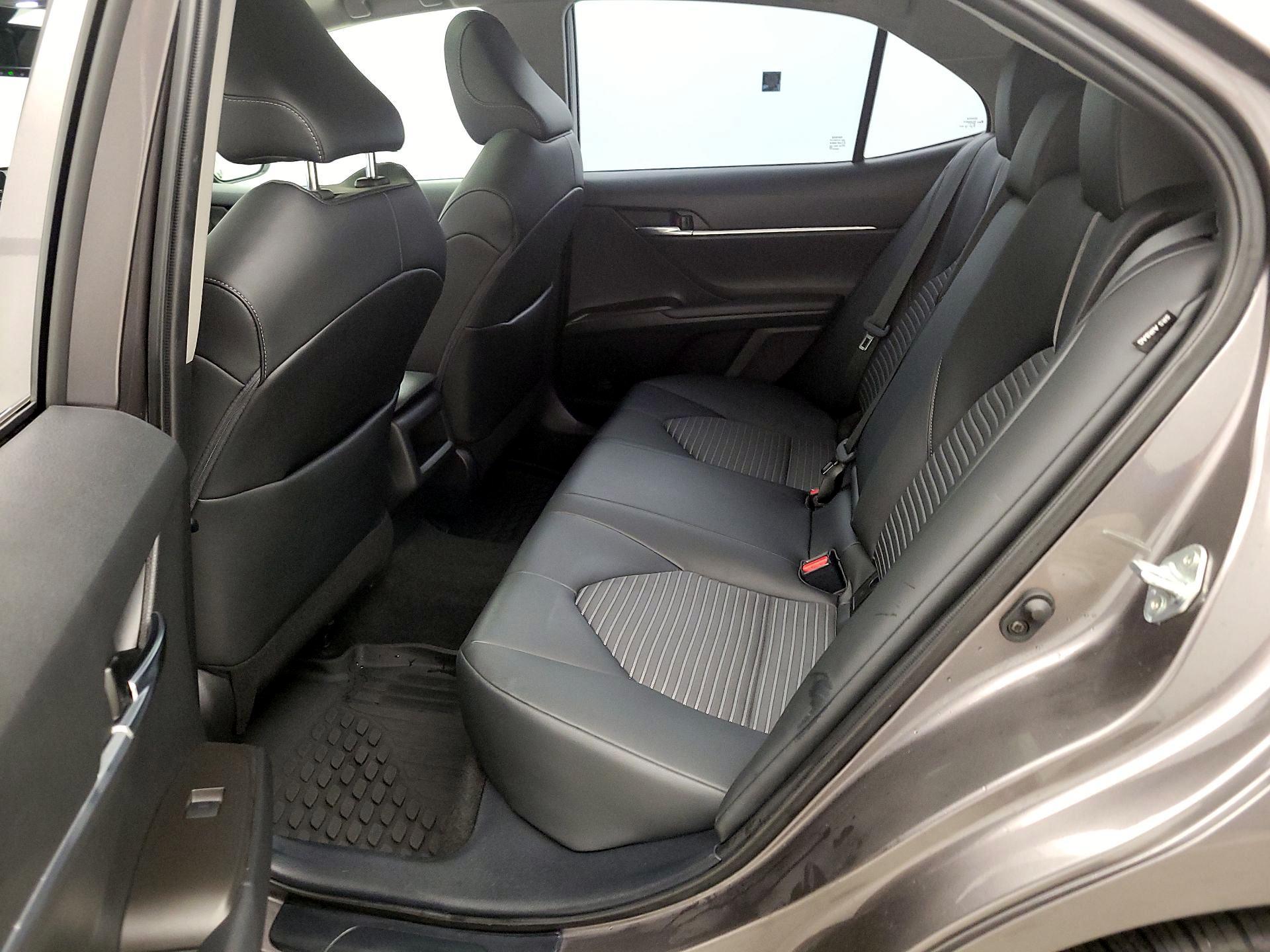 Thumbnail: 2022 Toyota Camry - 20