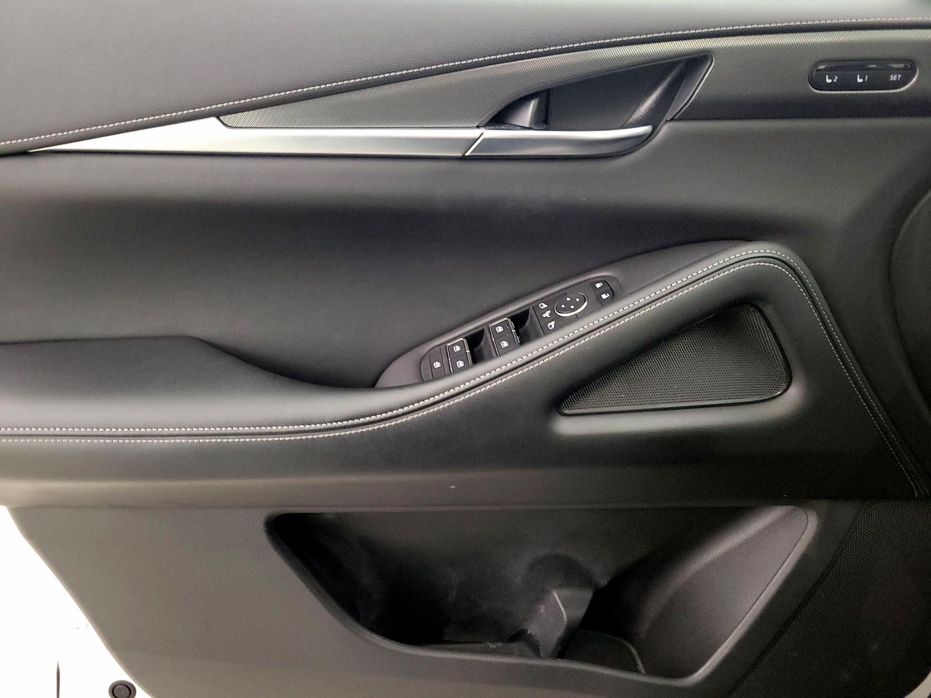 Thumbnail: 2023 INFINITI QX60 - 12