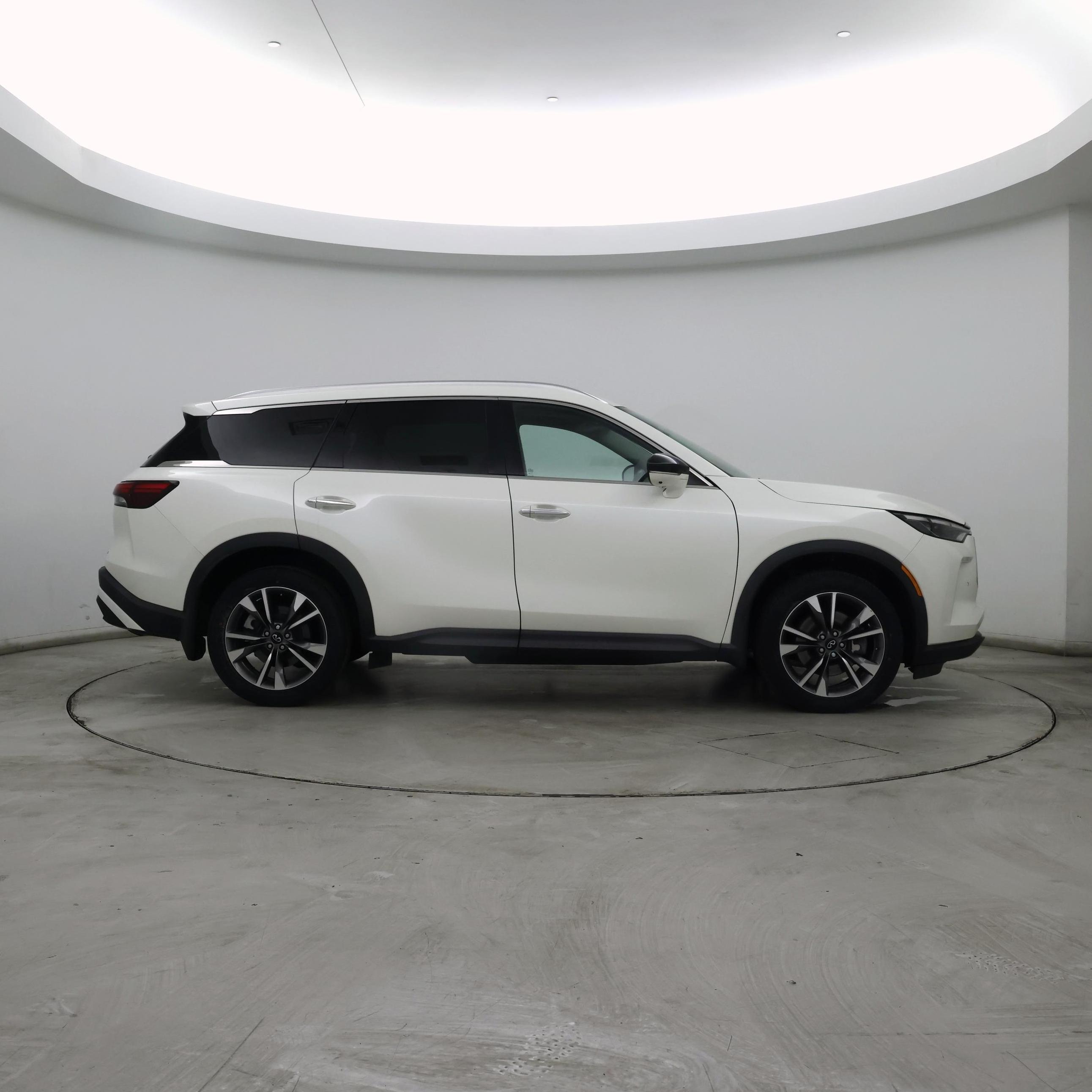 Thumbnail: 2023 INFINITI QX60 - 7