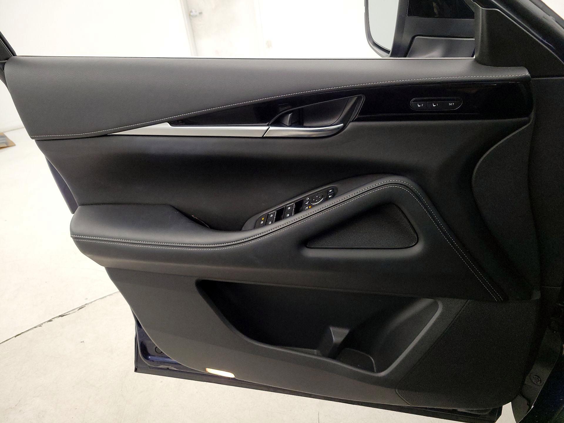 Thumbnail: 2023 INFINITI QX60 - 12