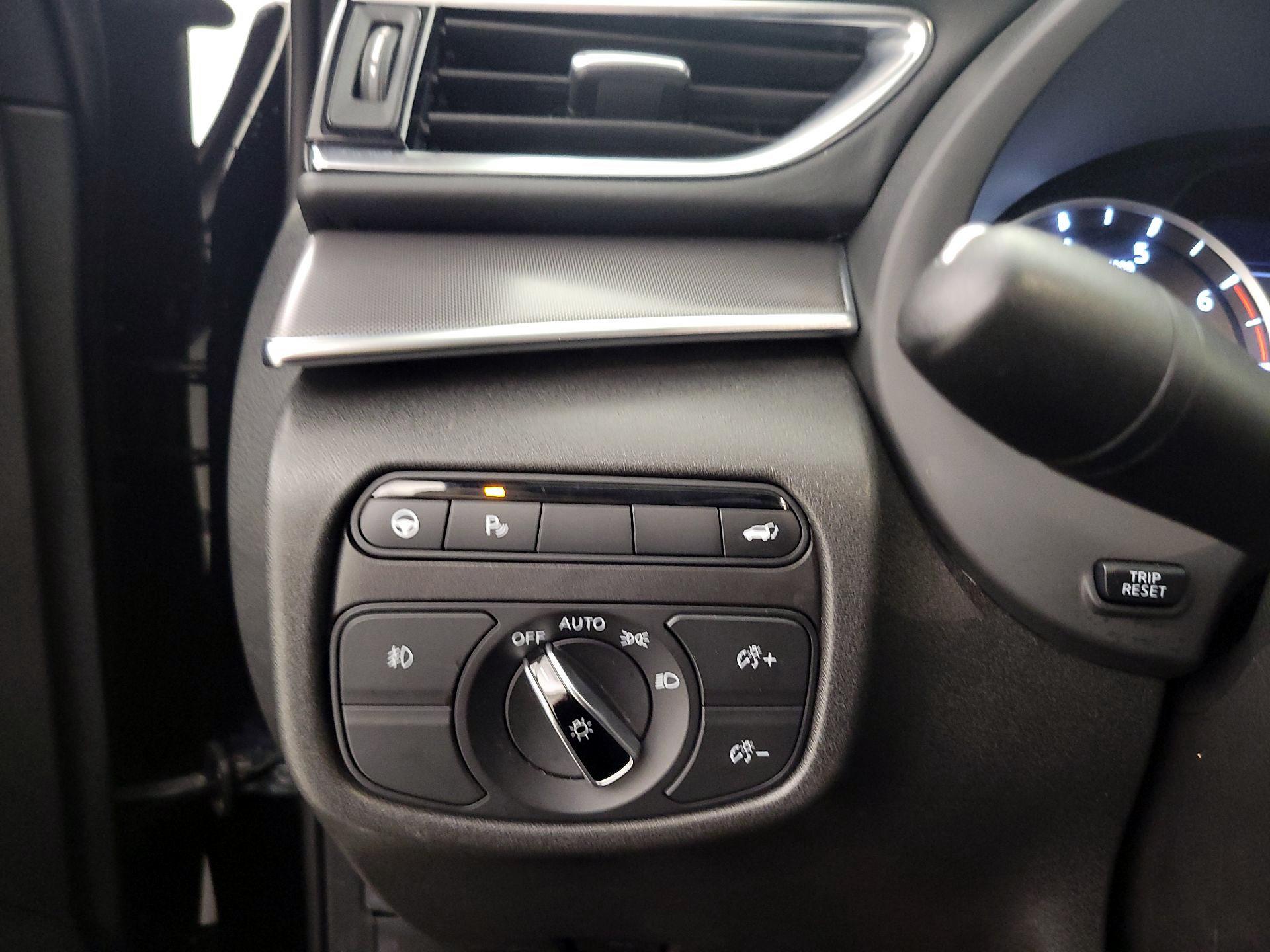 Thumbnail: 2022 INFINITI QX50 - 13