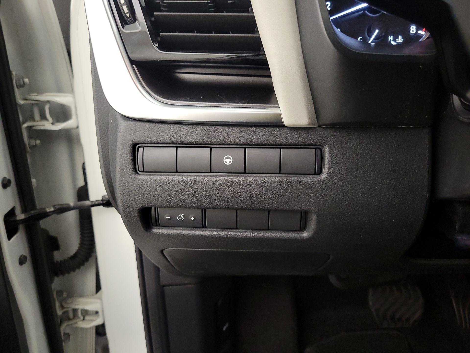 Thumbnail: 2021 Nissan Rogue - 13