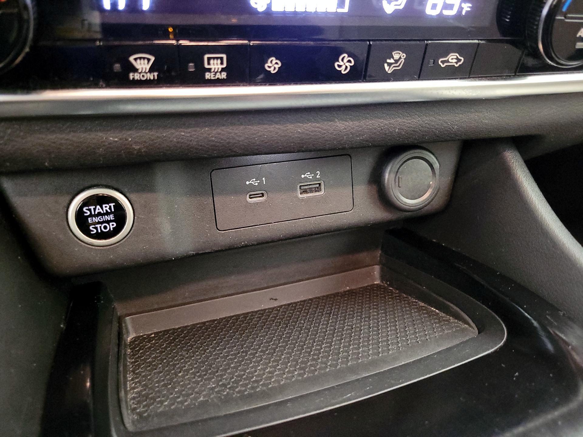 Thumbnail: 2021 Nissan Rogue - 18