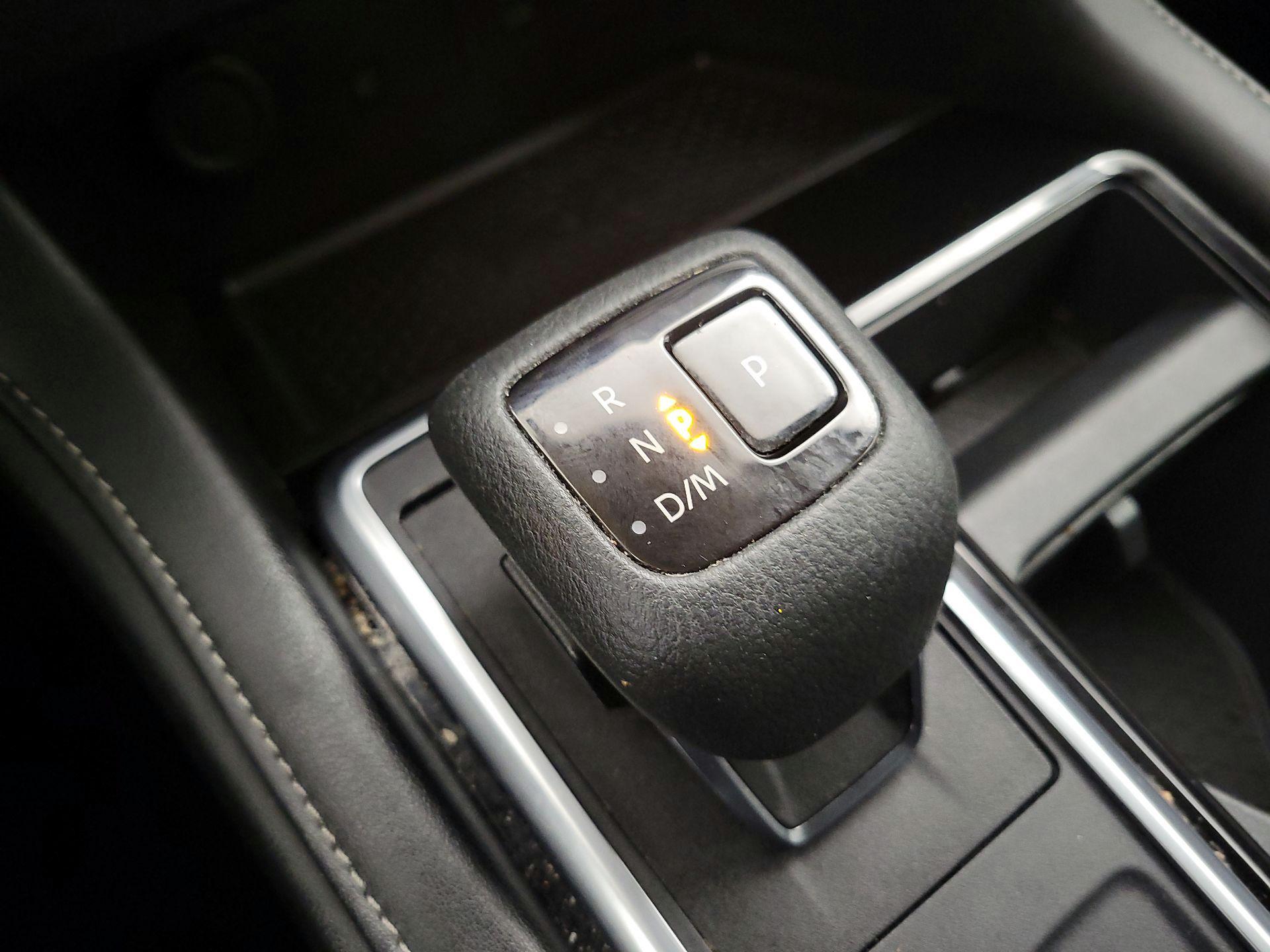 Thumbnail: 2023 Nissan Pathfinder - 18