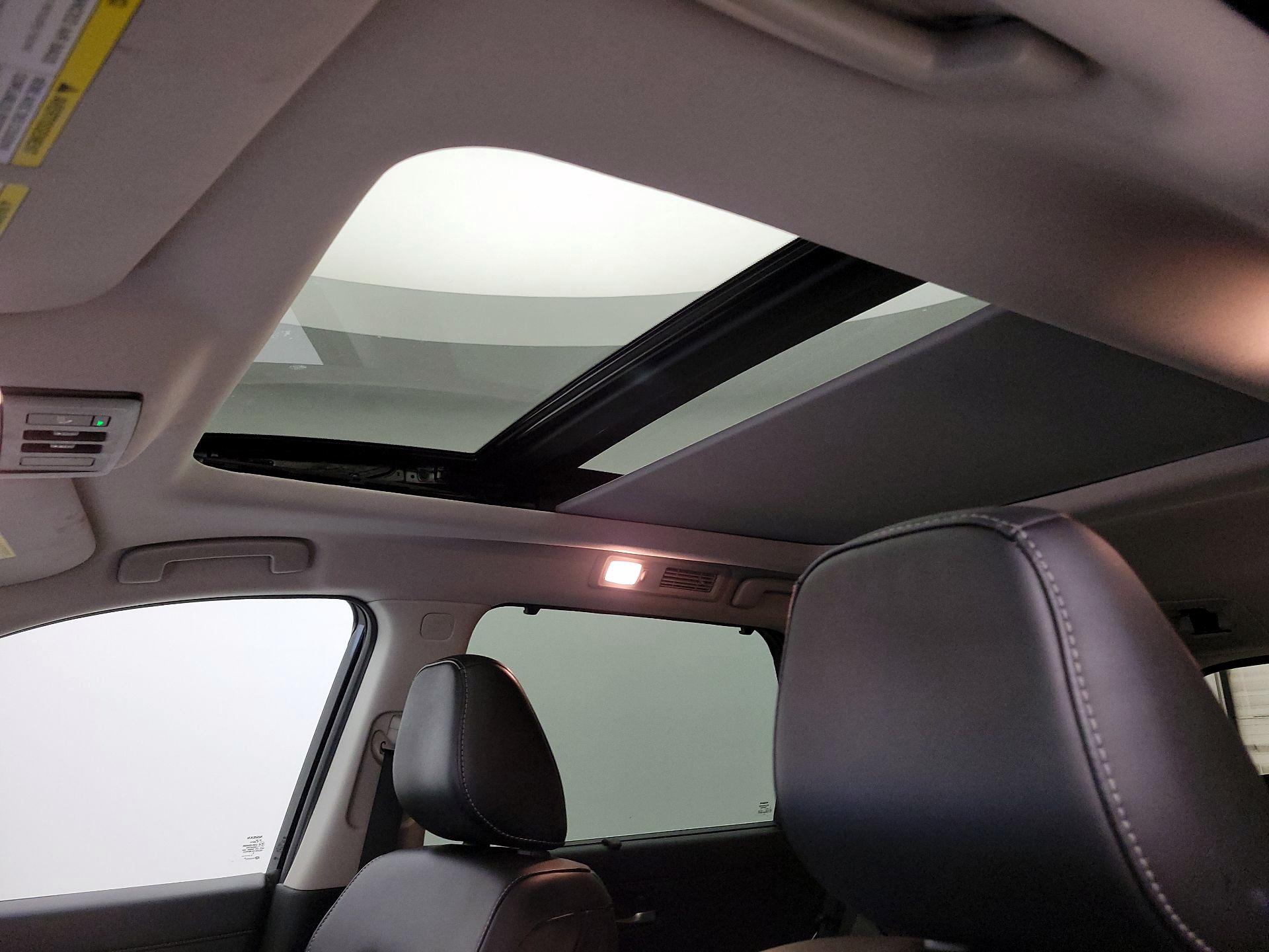 Thumbnail: 2023 Nissan Pathfinder - 20