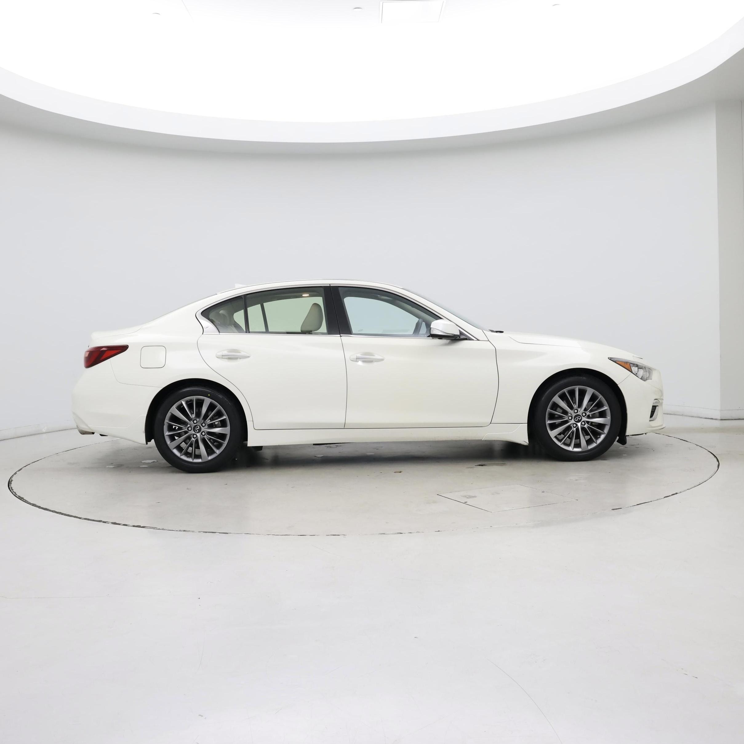 Thumbnail: 2023 INFINITI Q50 - 7