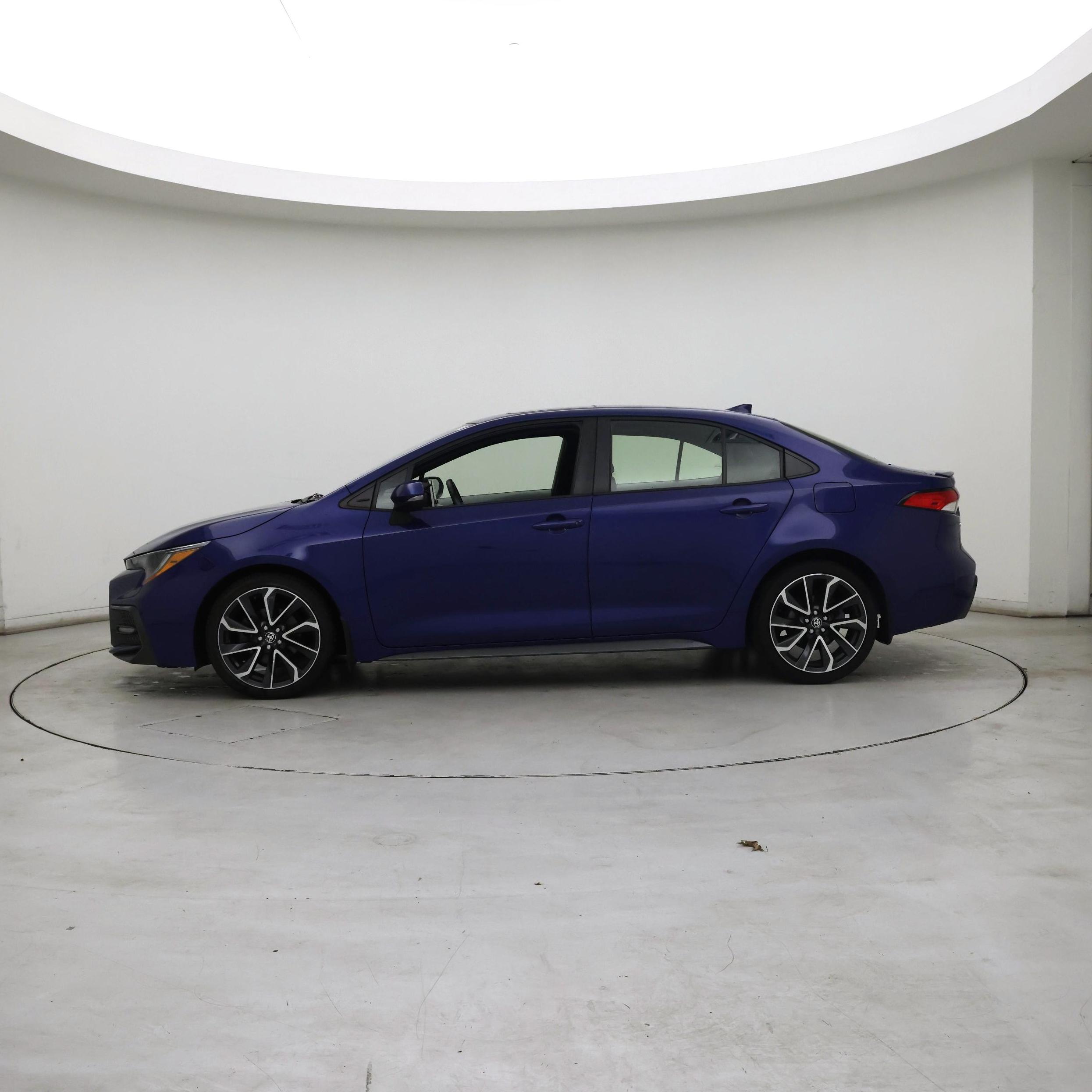 Thumbnail: 2021 Toyota Corolla - 3