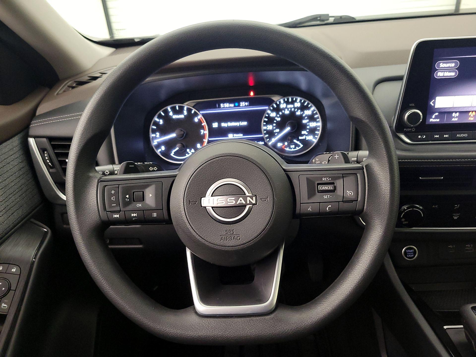 Thumbnail: 2023 Nissan Rogue - 10