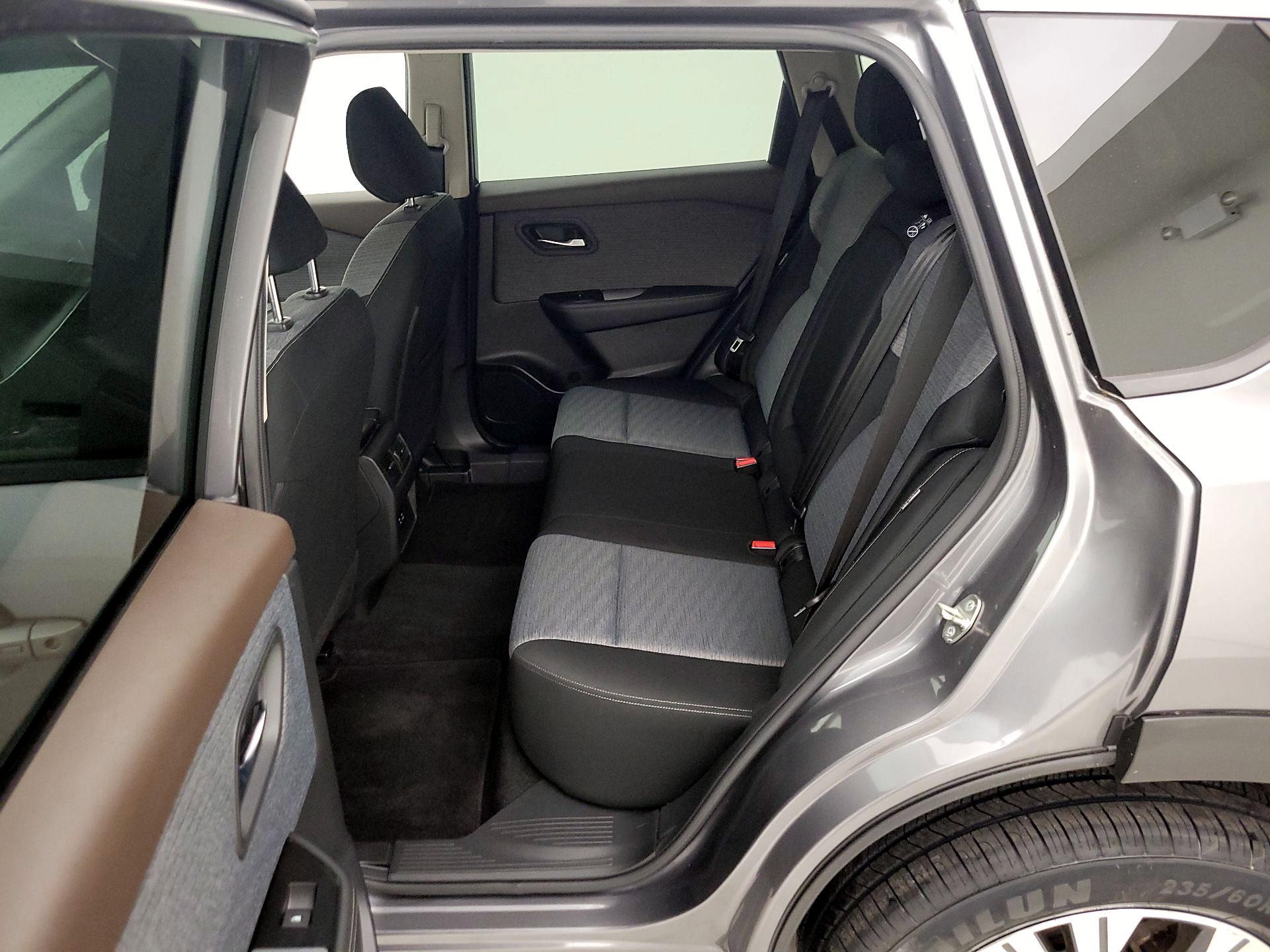 Thumbnail: 2023 Nissan Rogue - 18