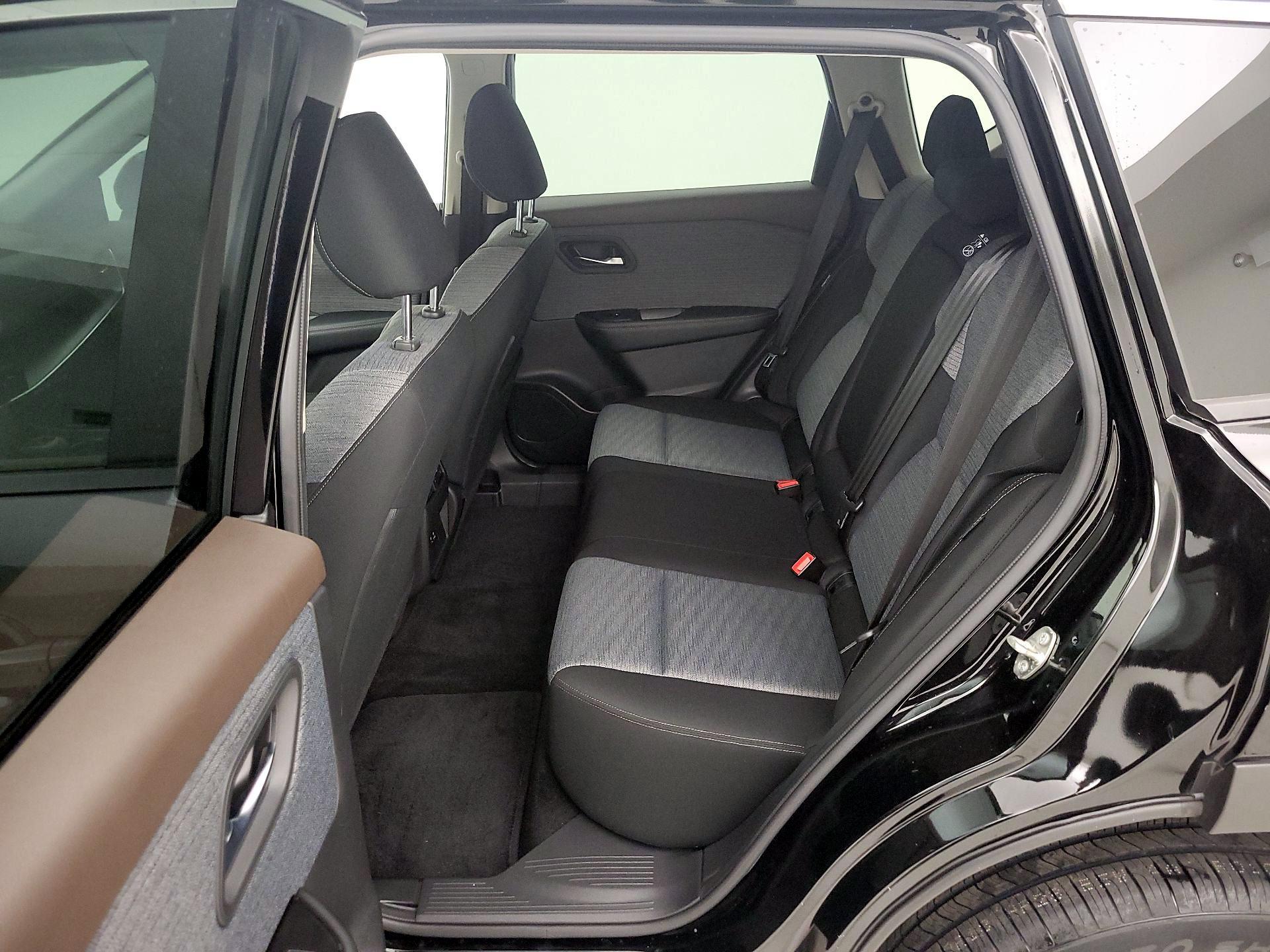 Thumbnail: 2023 Nissan Rogue - 19