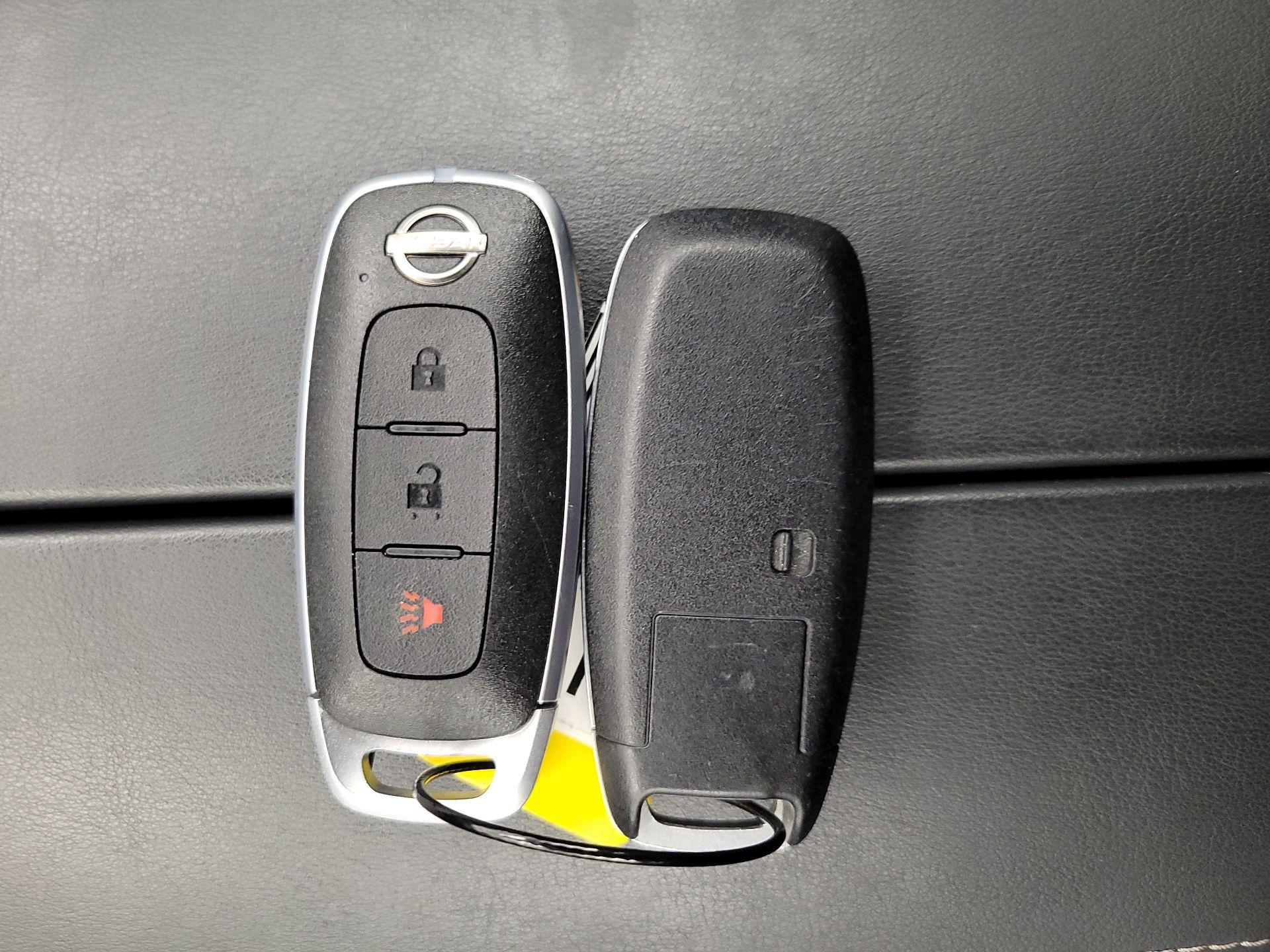 Thumbnail: 2023 Nissan Rogue - 20