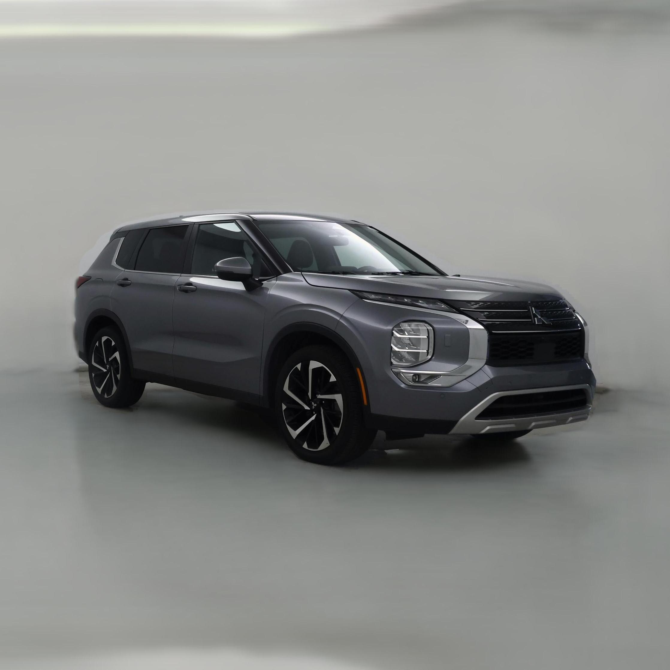 Thumbnail: 2022 Mitsubishi Outlander - 1