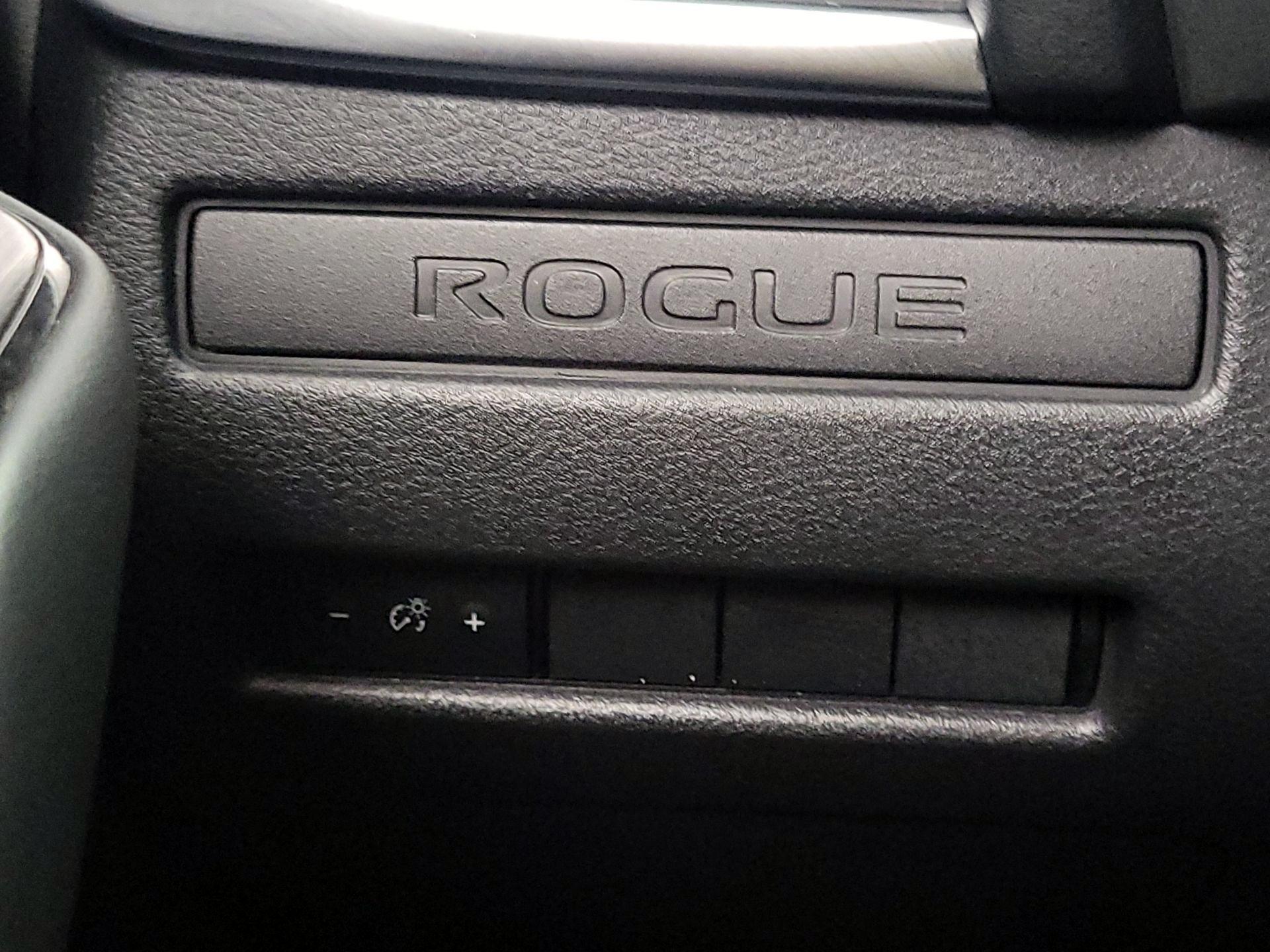 Thumbnail: 2023 Nissan Rogue - 13