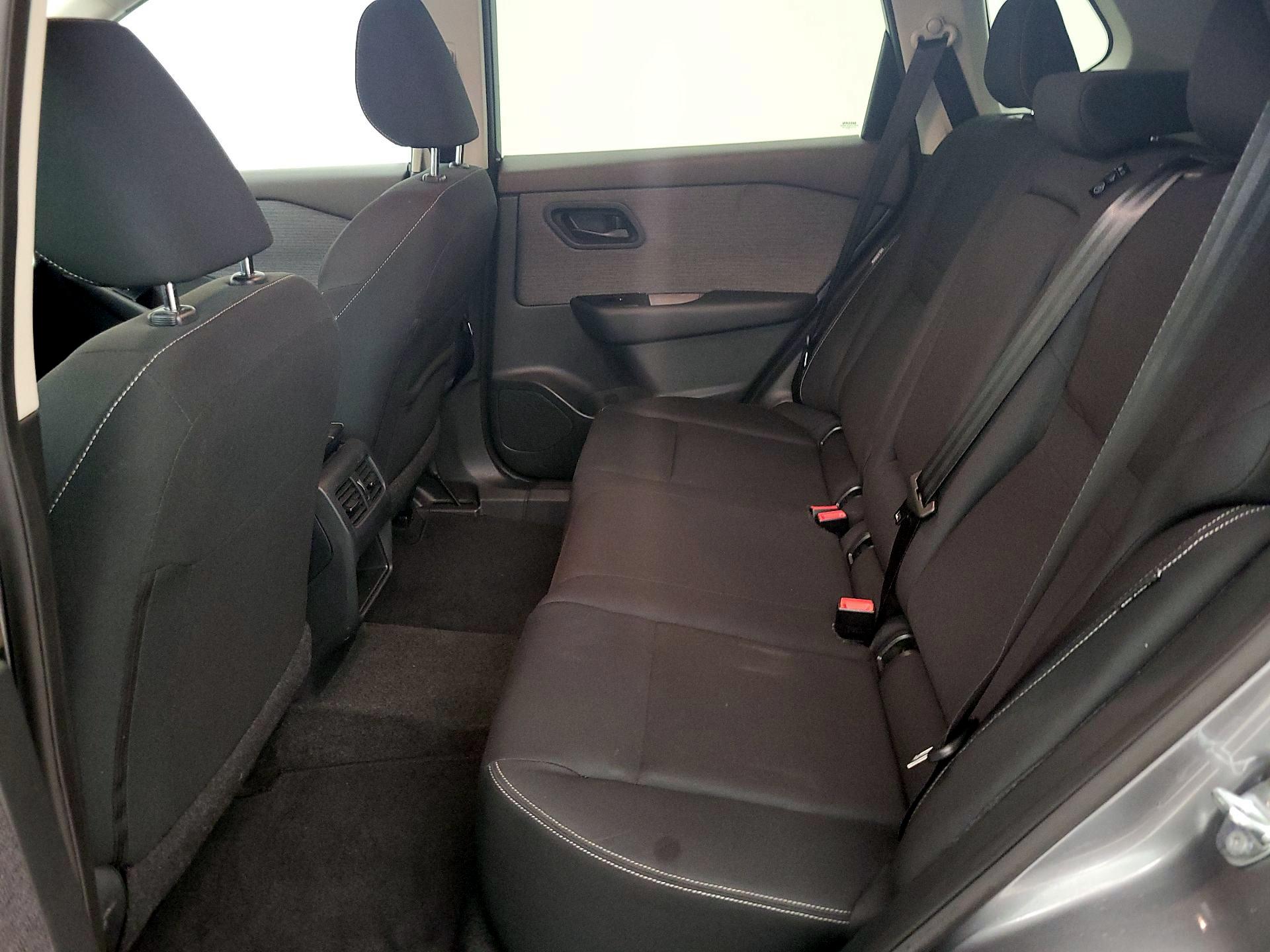 Thumbnail: 2023 Nissan Rogue - 19