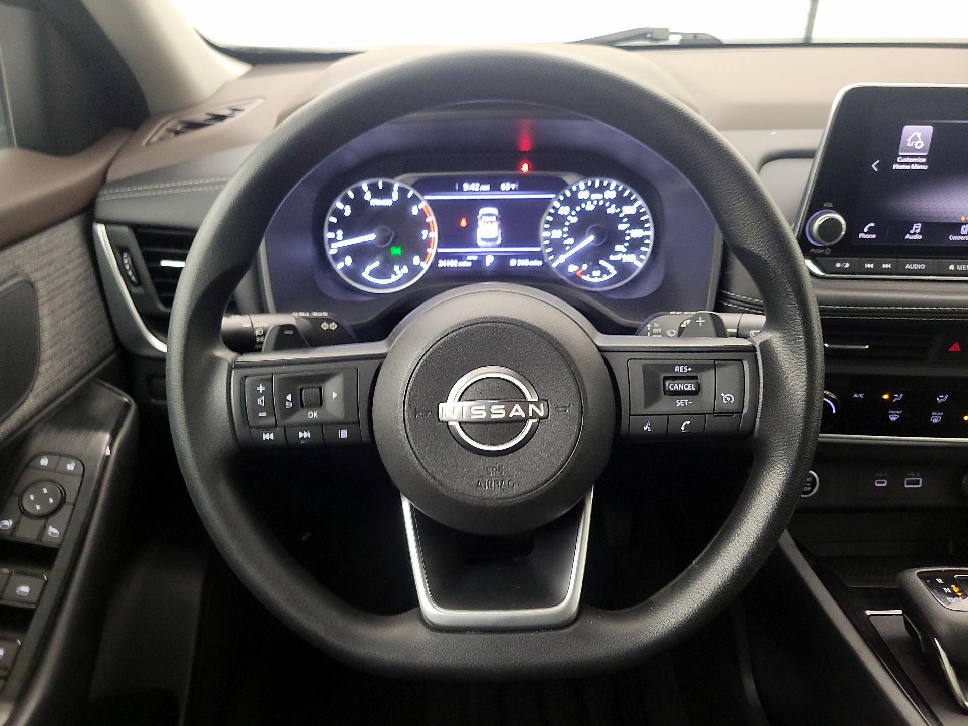 Thumbnail: 2023 Nissan Rogue - 10