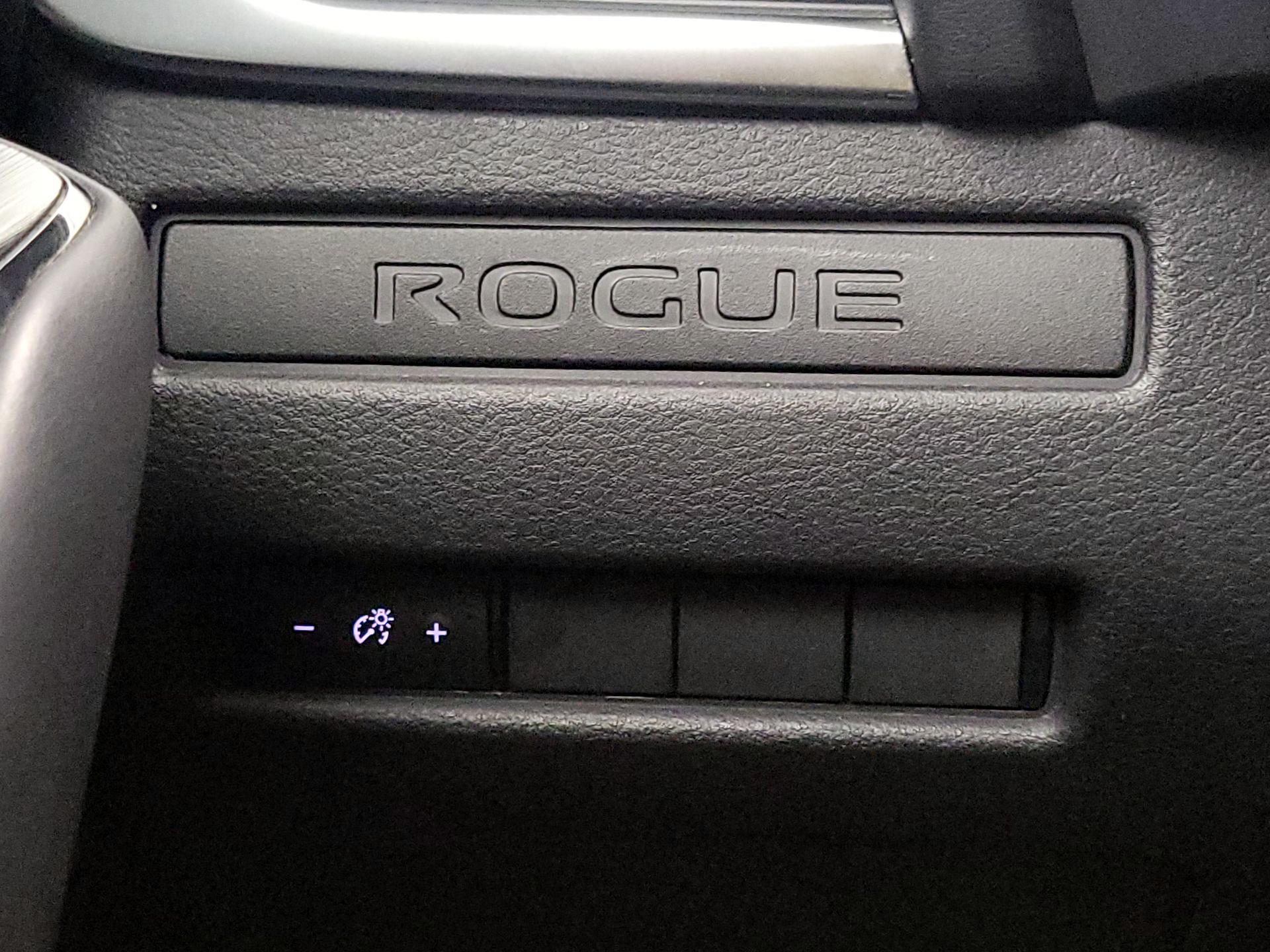 Thumbnail: 2023 Nissan Rogue - 13