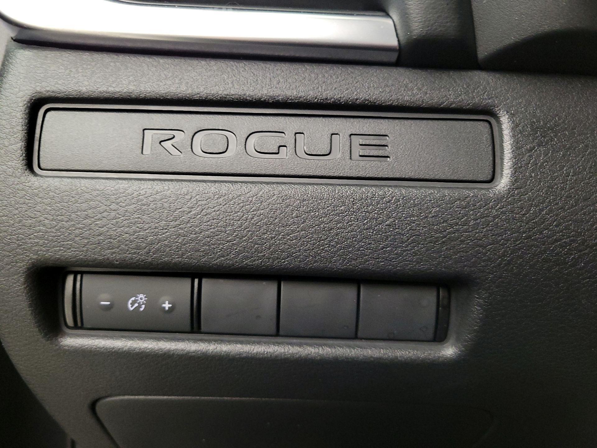 Thumbnail: 2023 Nissan Rogue - 13