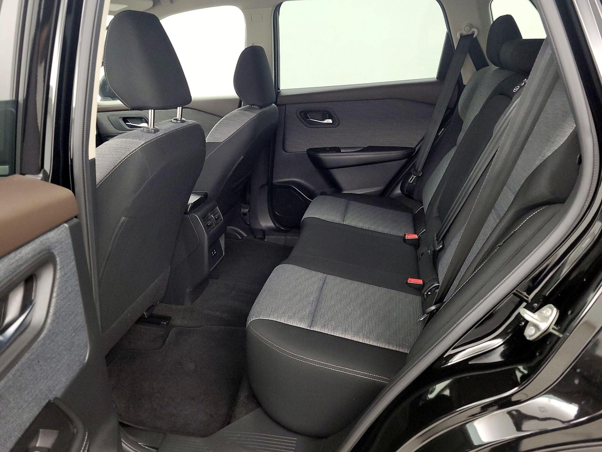 Thumbnail: 2023 Nissan Rogue - 19