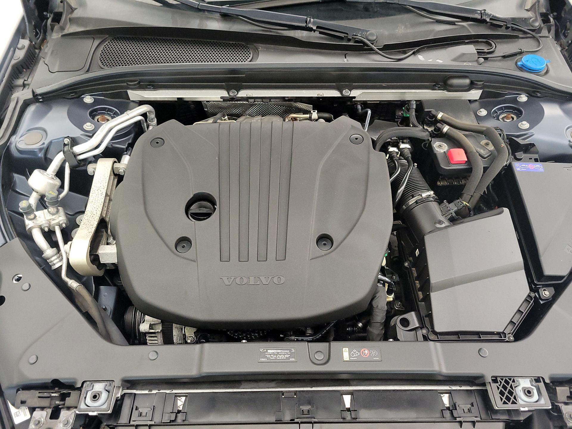 Thumbnail: 2022 Volvo S60 - 20